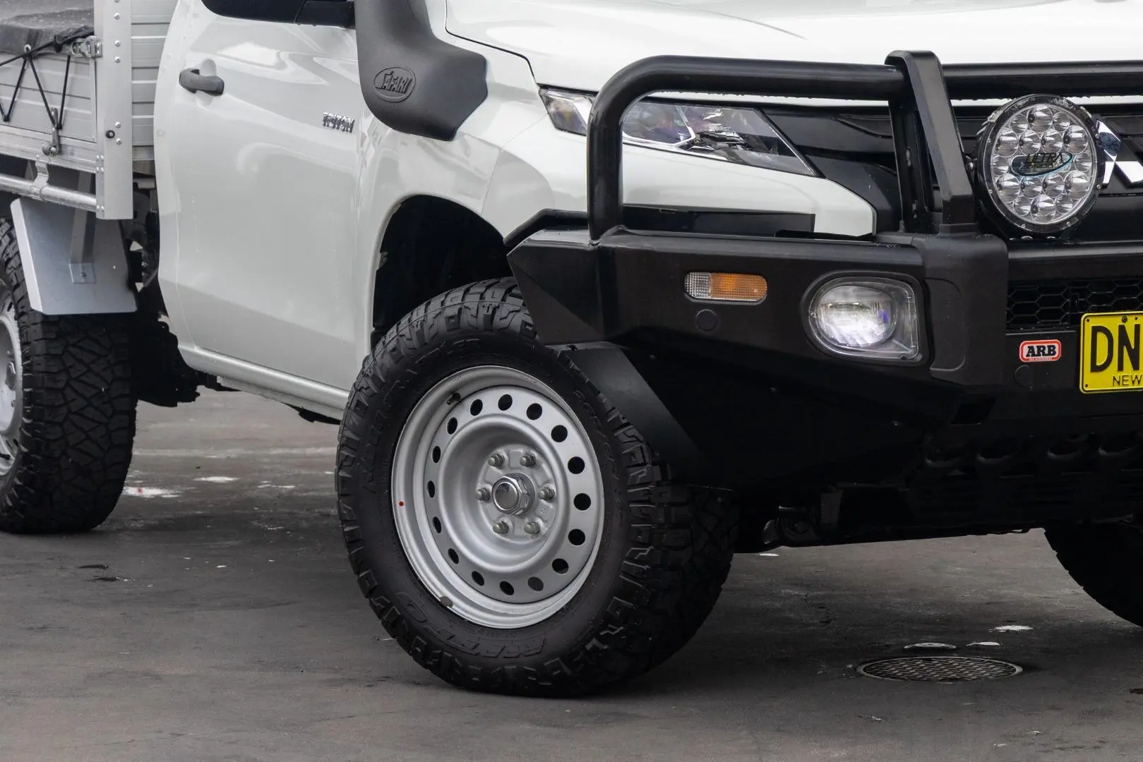 2022 Mitsubishi Triton Gallery Image 6