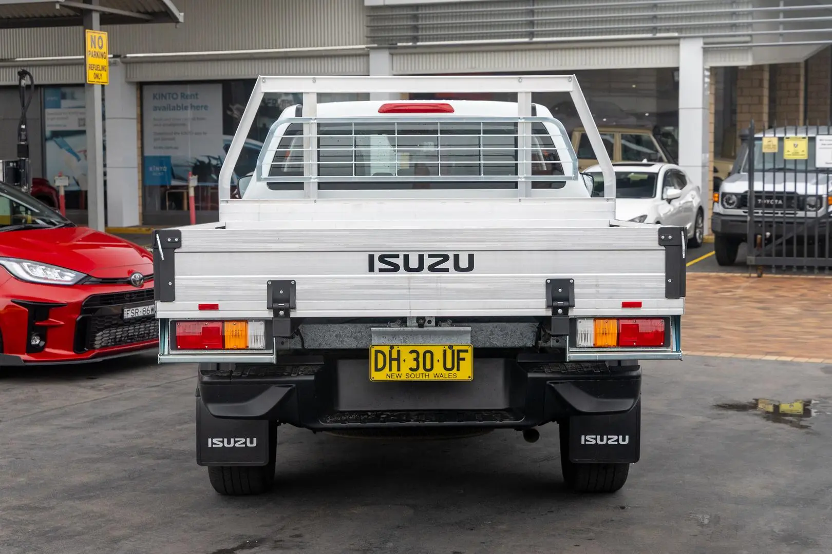 2023 Isuzu D-MAX Gallery Image 5