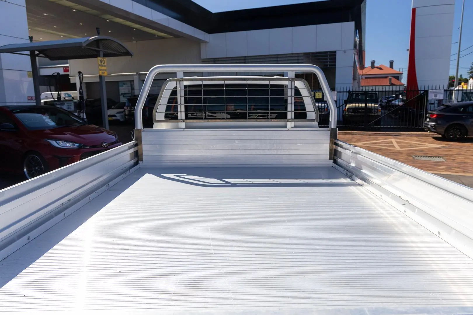 2019 Toyota Hilux Gallery Image 19