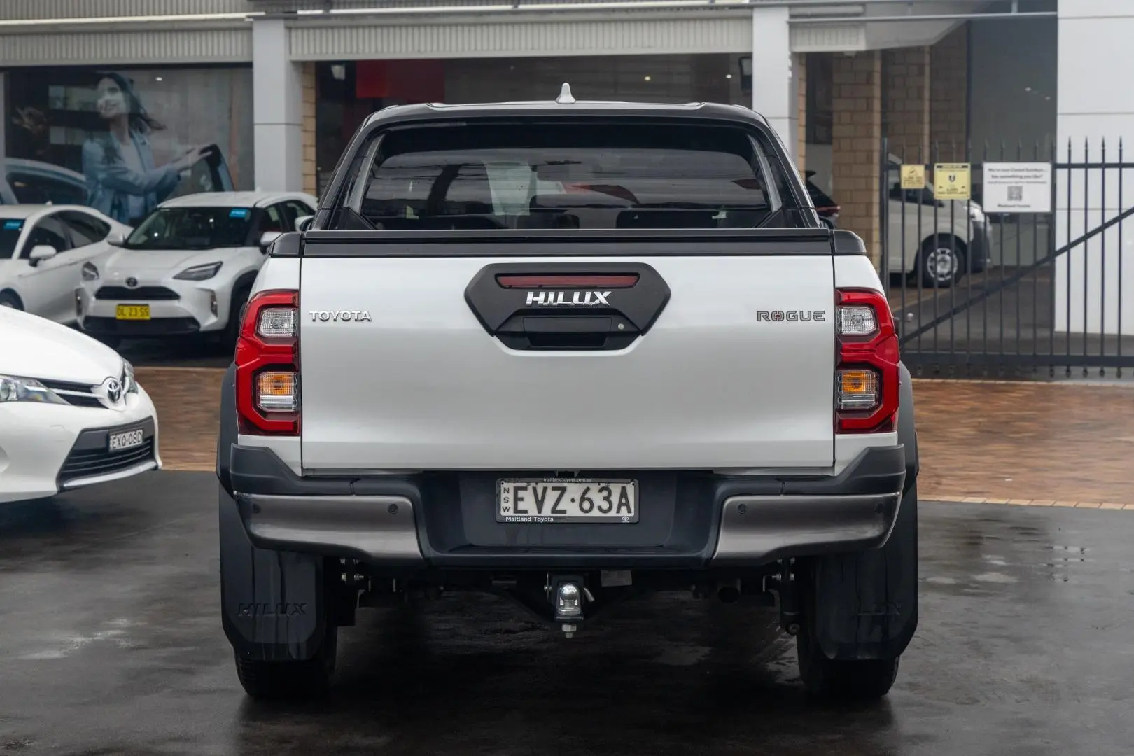 2022 Toyota Hilux Gallery Image 5