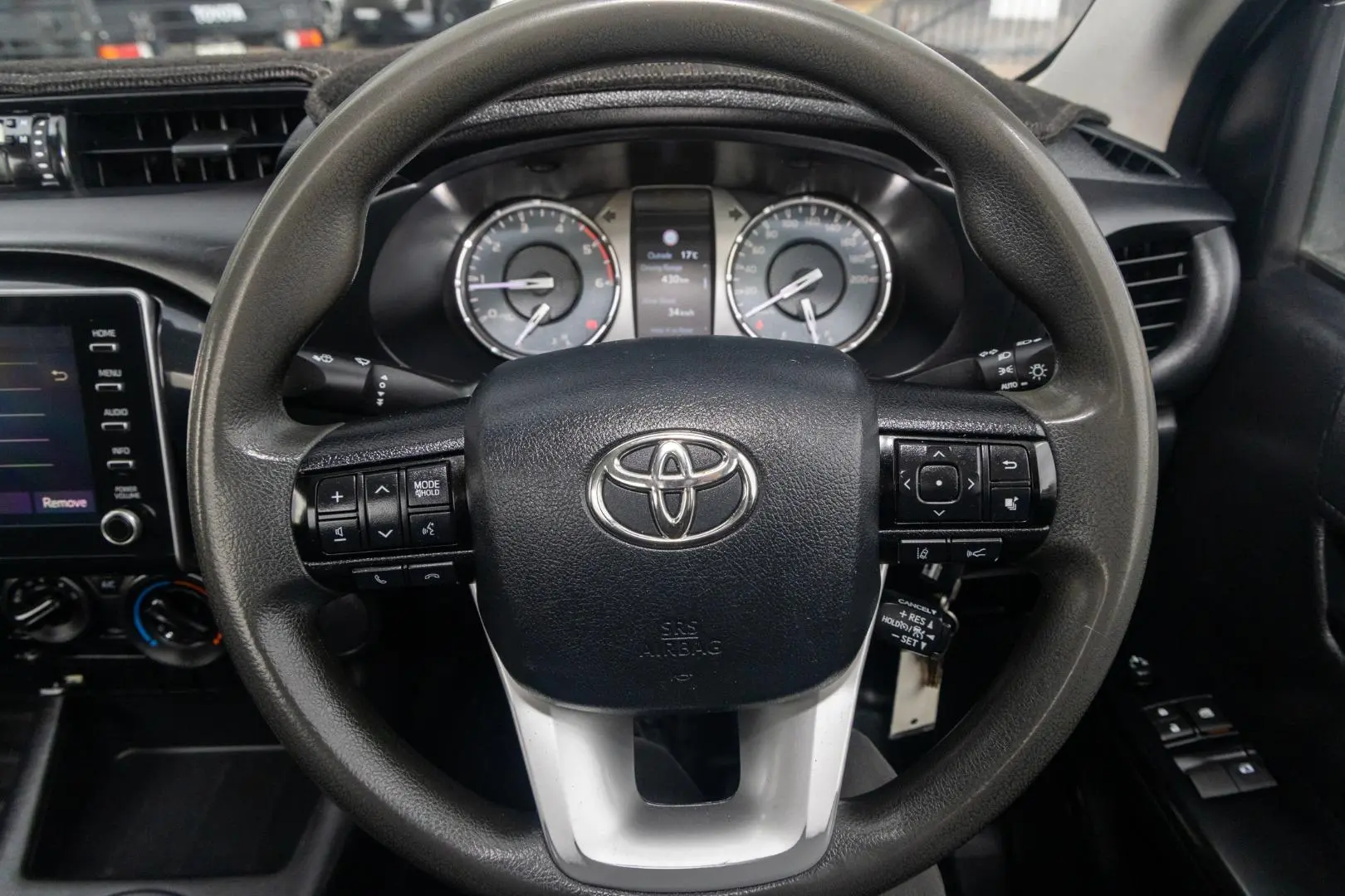 2021 Toyota Hilux Gallery Image 10