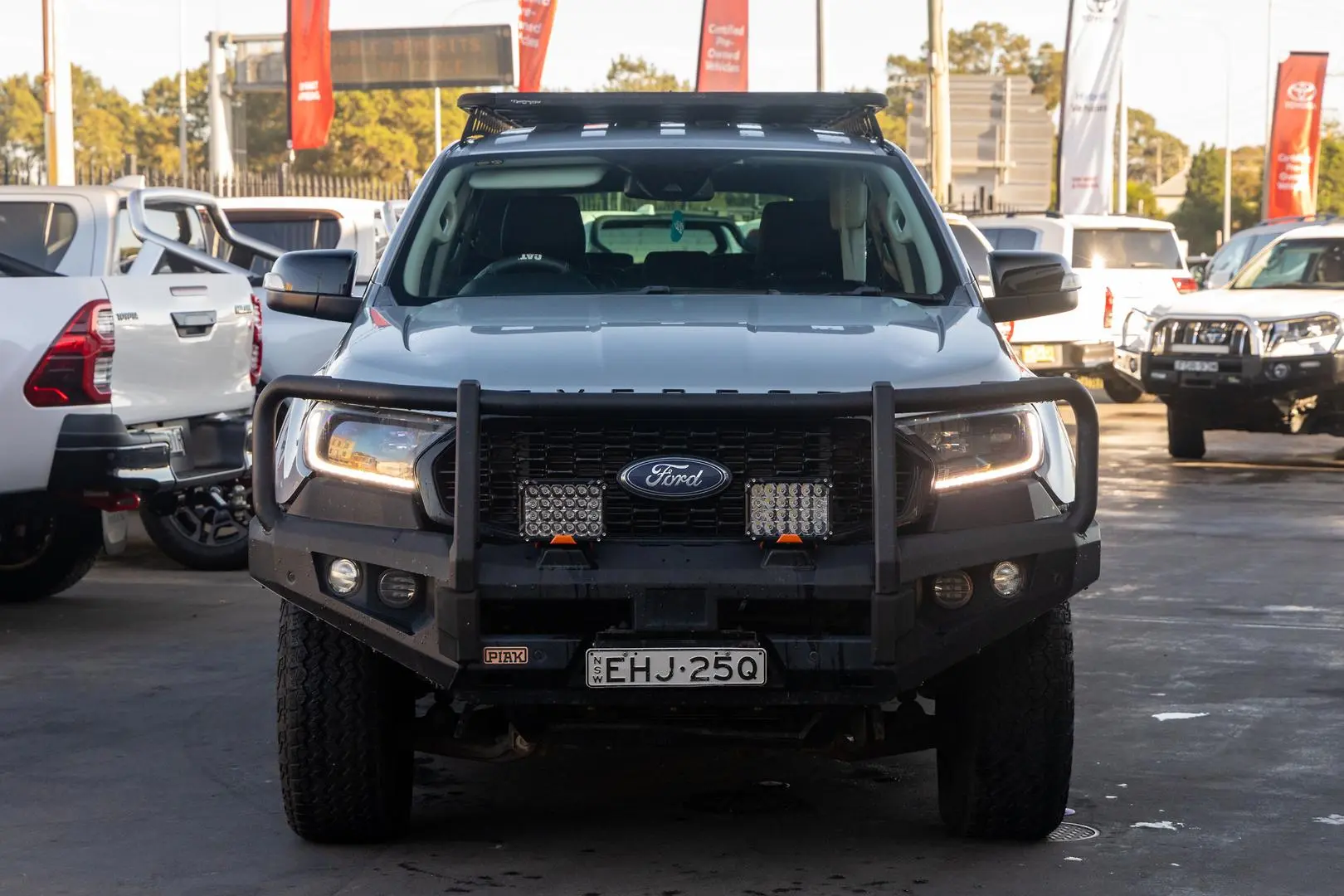 2020 Ford Everest Gallery Image 4