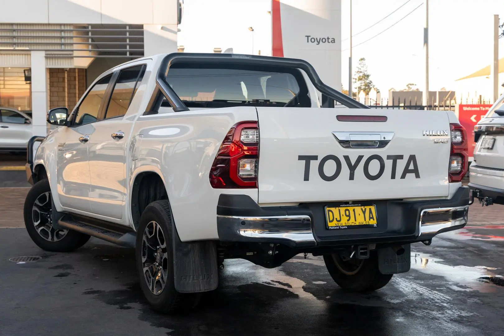 2023 Toyota Hilux Gallery Image 2
