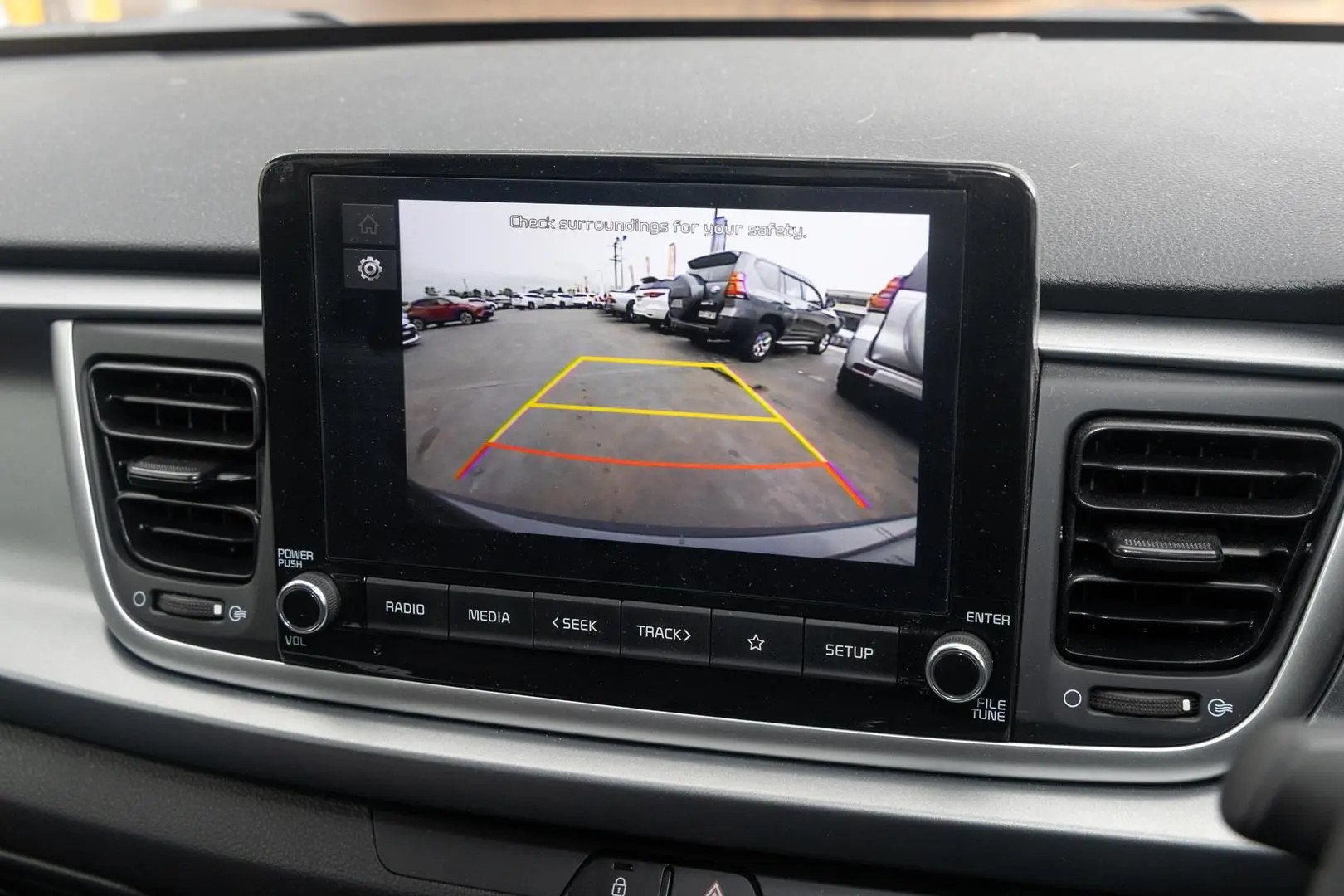 2023 Kia Rio Gallery Image 15