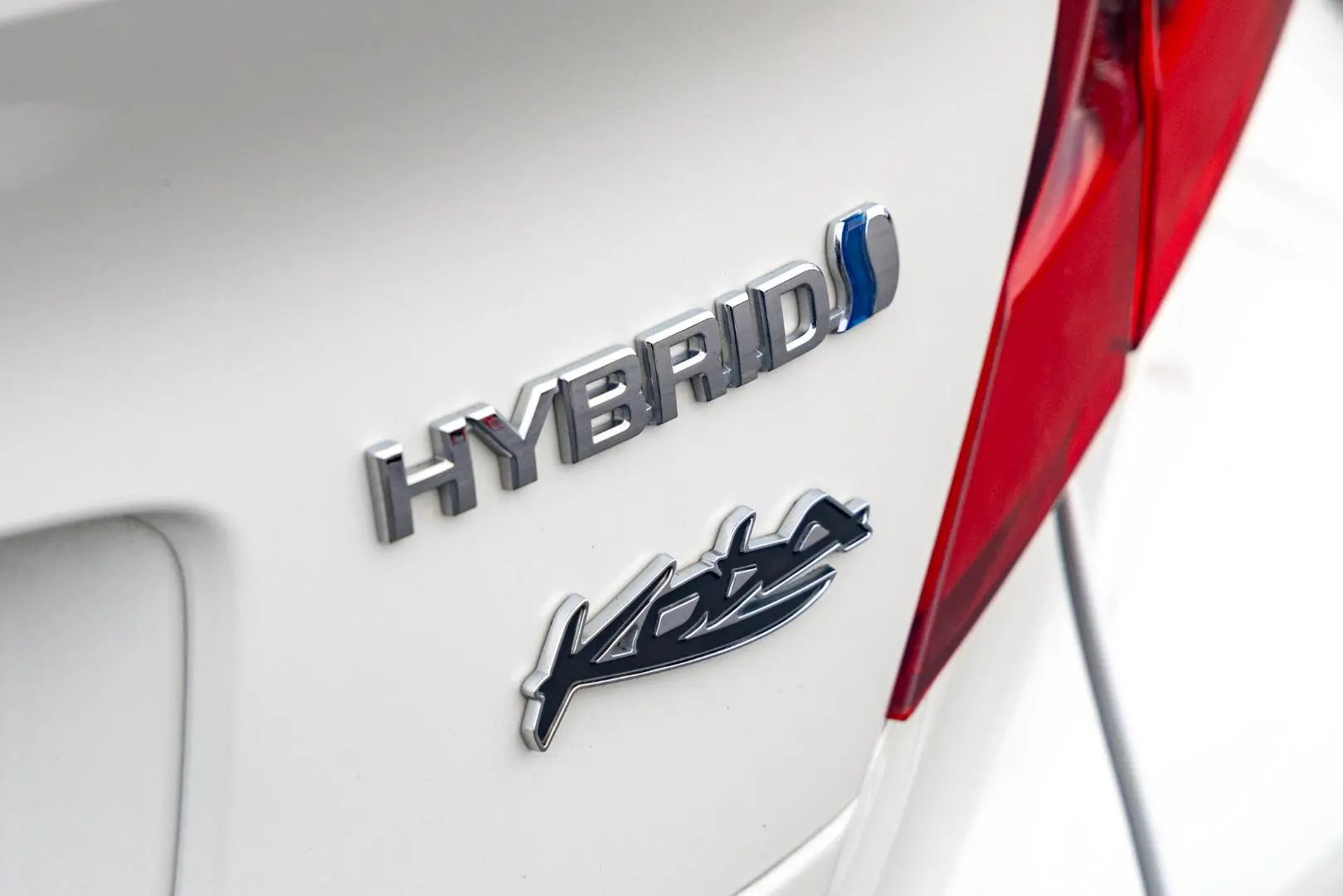 2021 Toyota C-HR Gallery Image 21