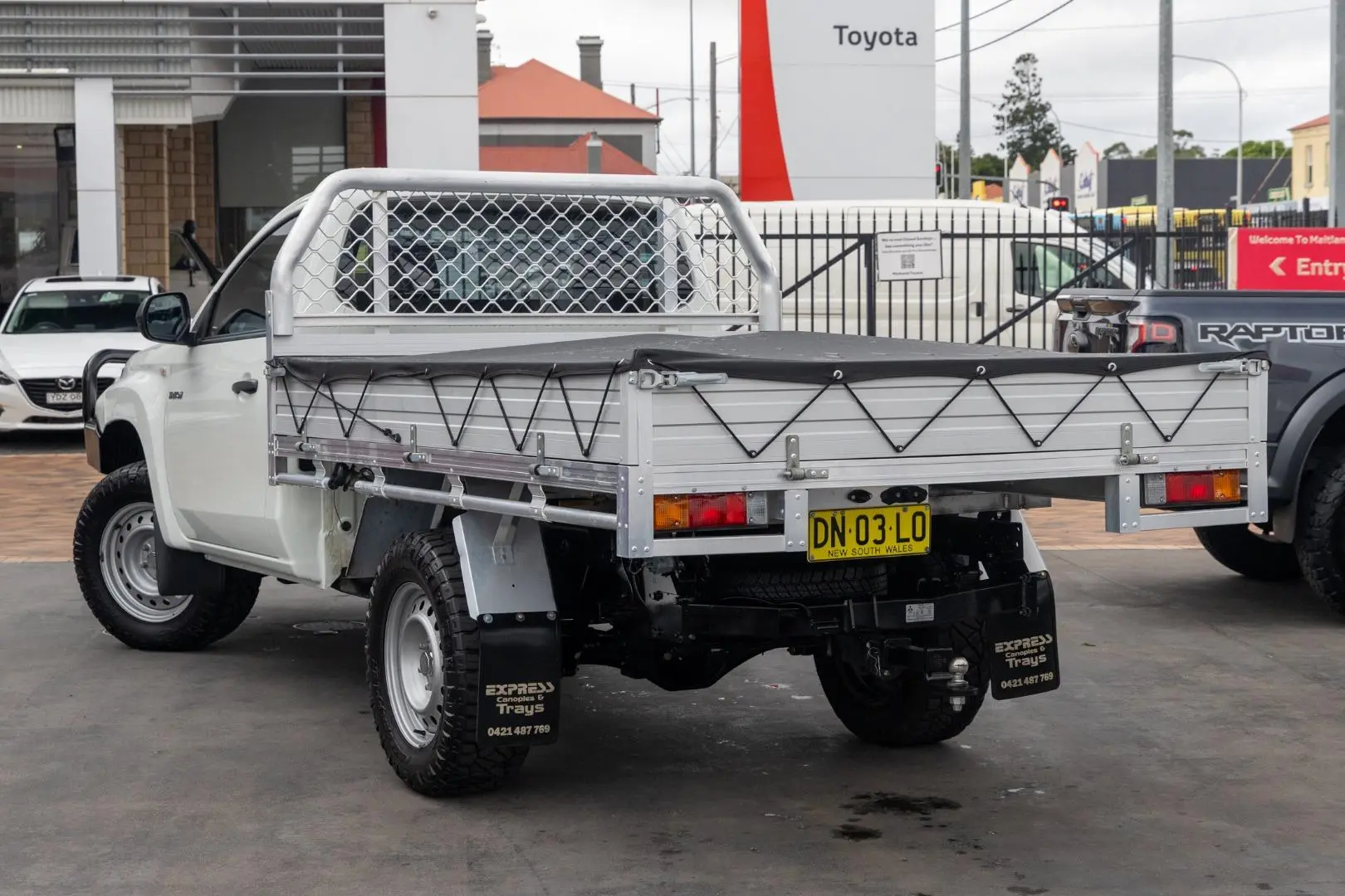 2022 Mitsubishi Triton Gallery Image 2