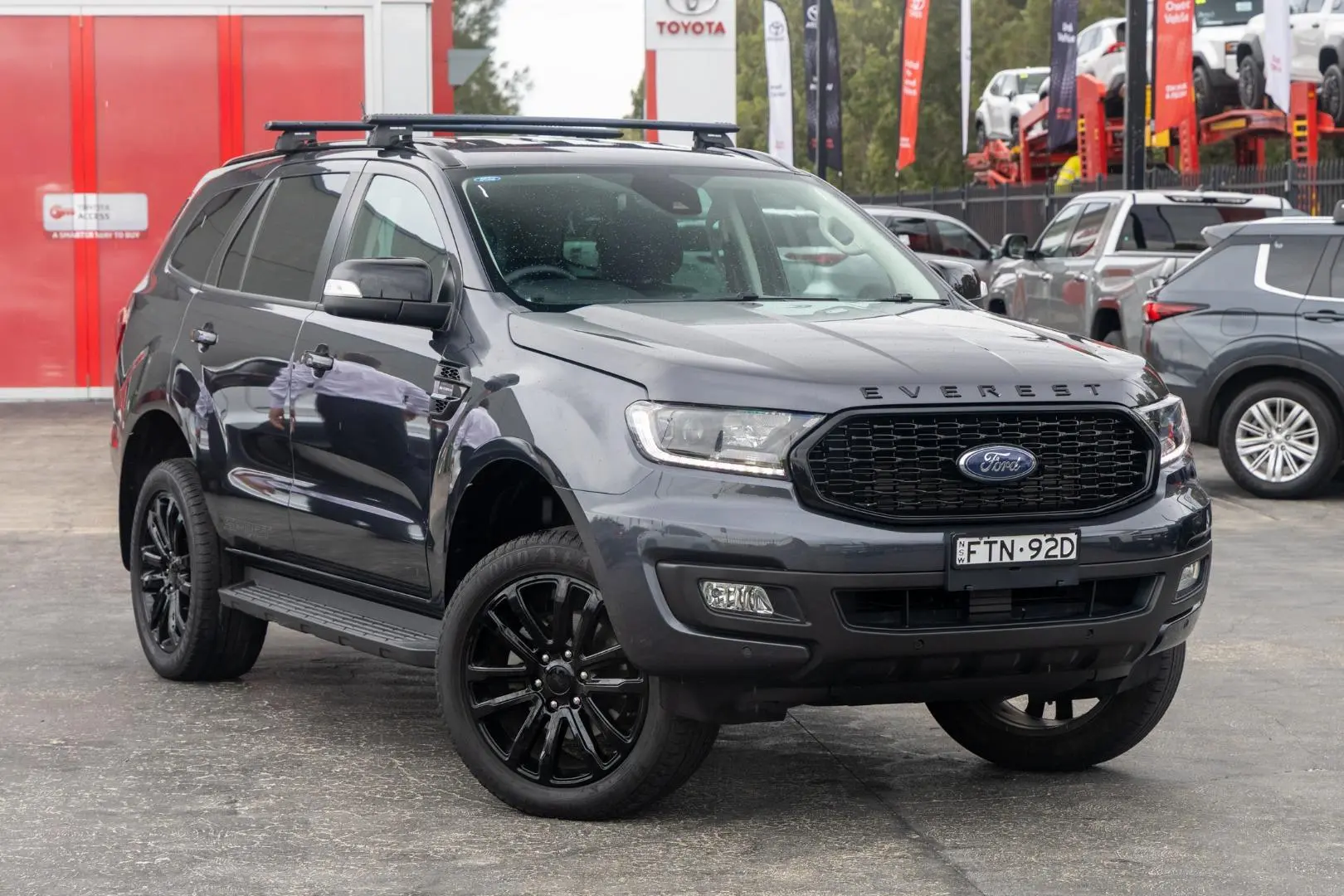 2022 Ford Everest Gallery Image 1