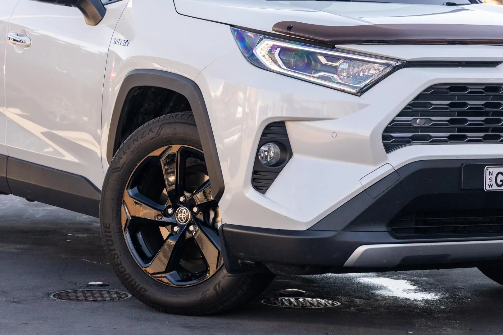 2021 Toyota RAV4 Gallery Image 6