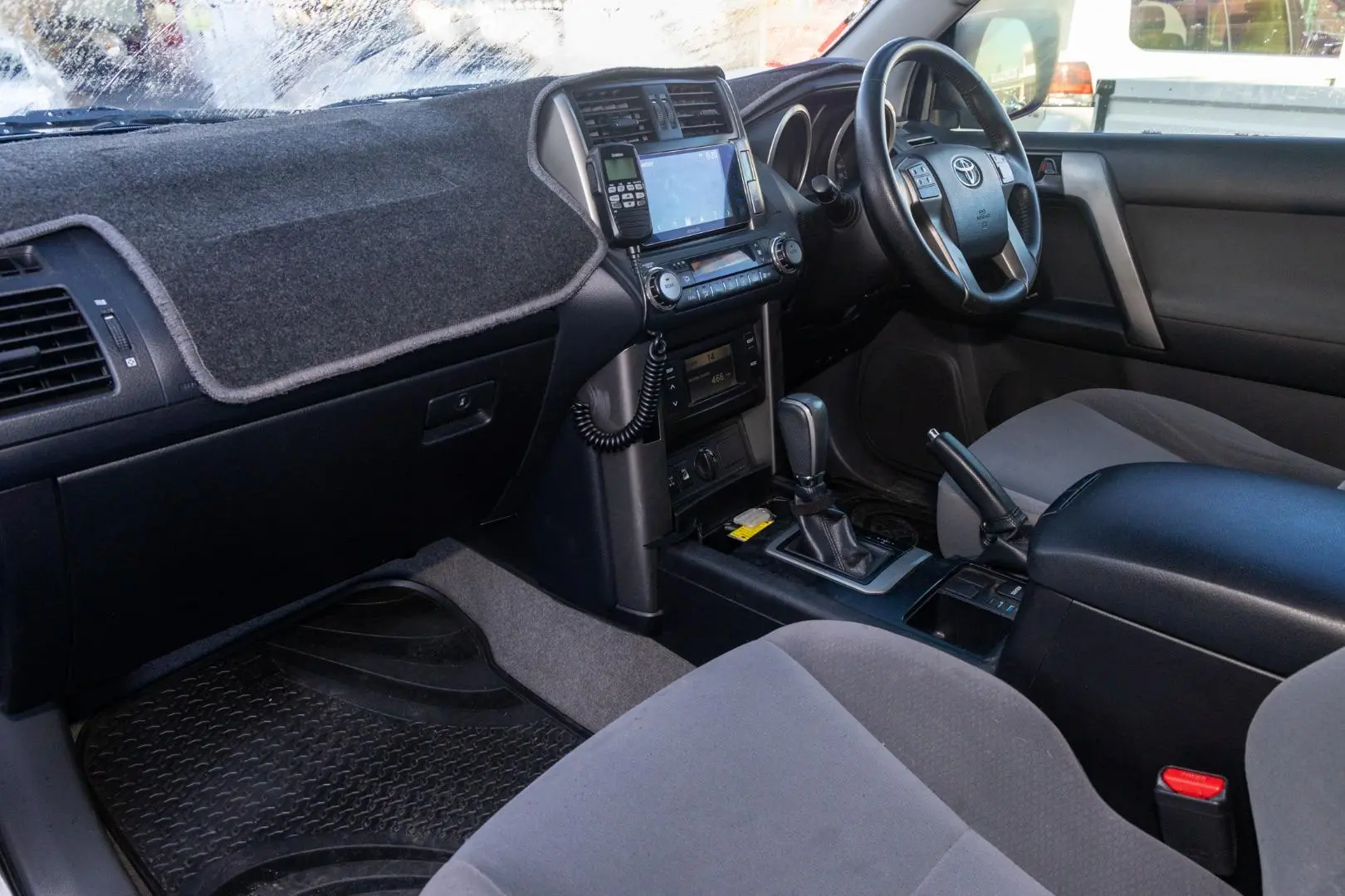 2013 Toyota Landcruiser Prado Gallery Image 8