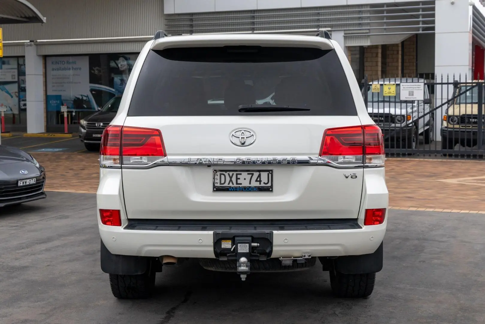 2018 Toyota Landcruiser Gallery Image 5