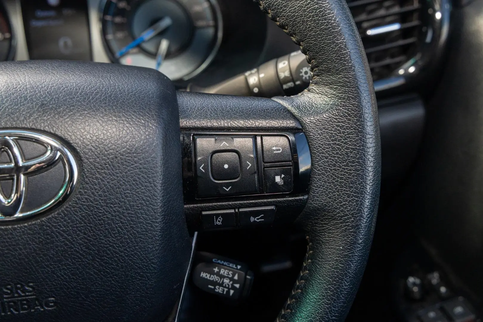 2022 Toyota Hilux Gallery Image 12