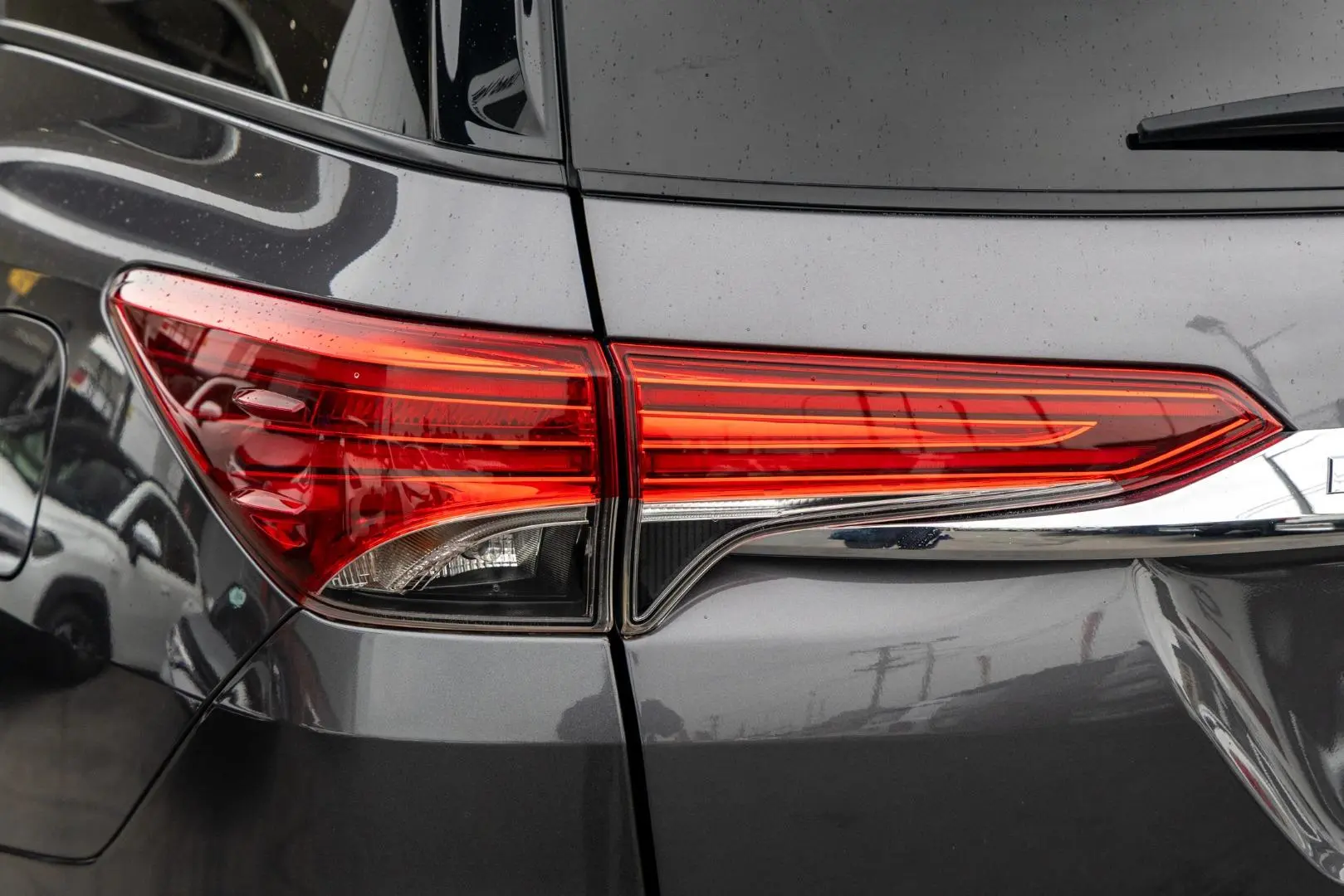2023 Toyota Fortuner Gallery Image 21