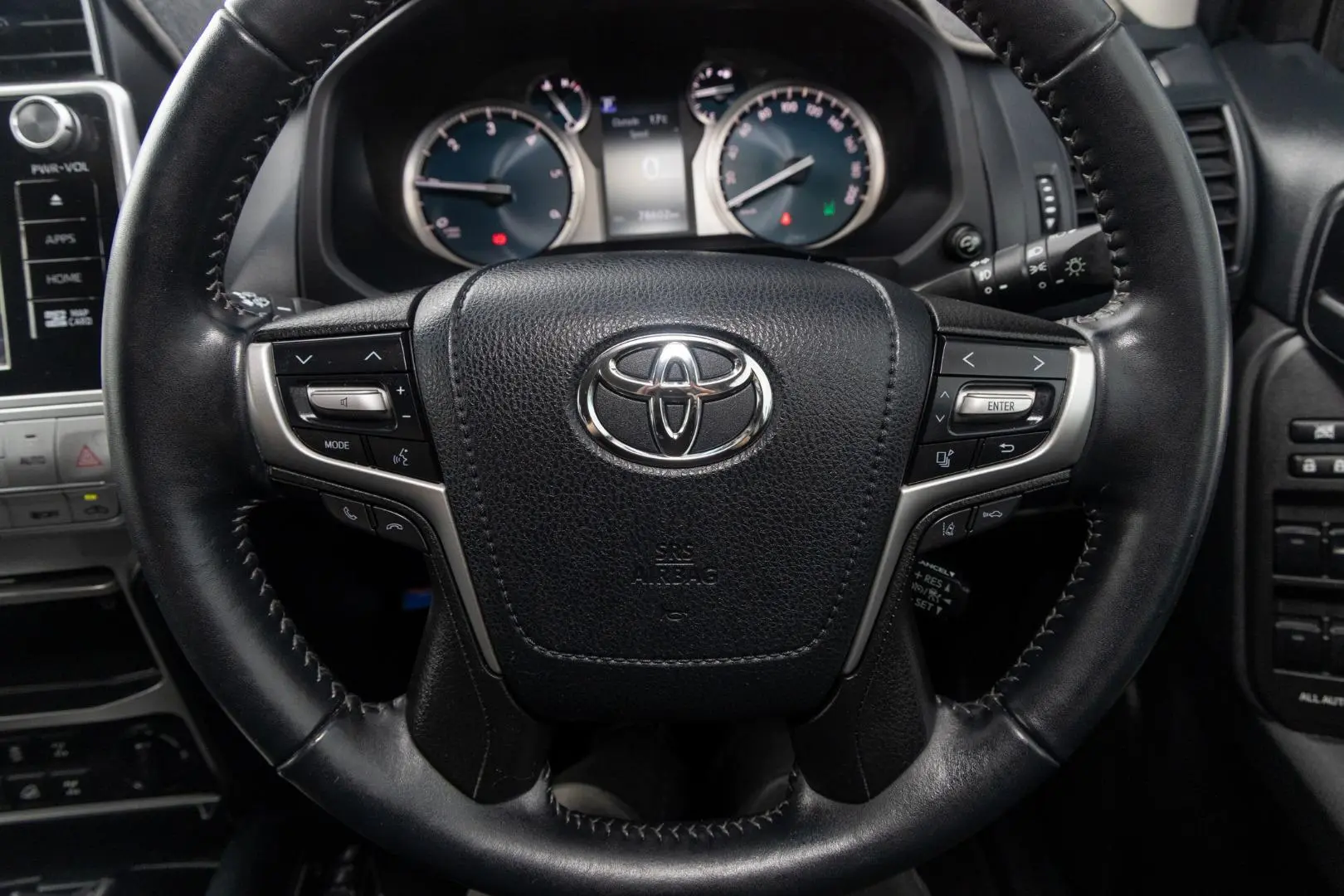 2018 Toyota Landcruiser Prado Gallery Image 10