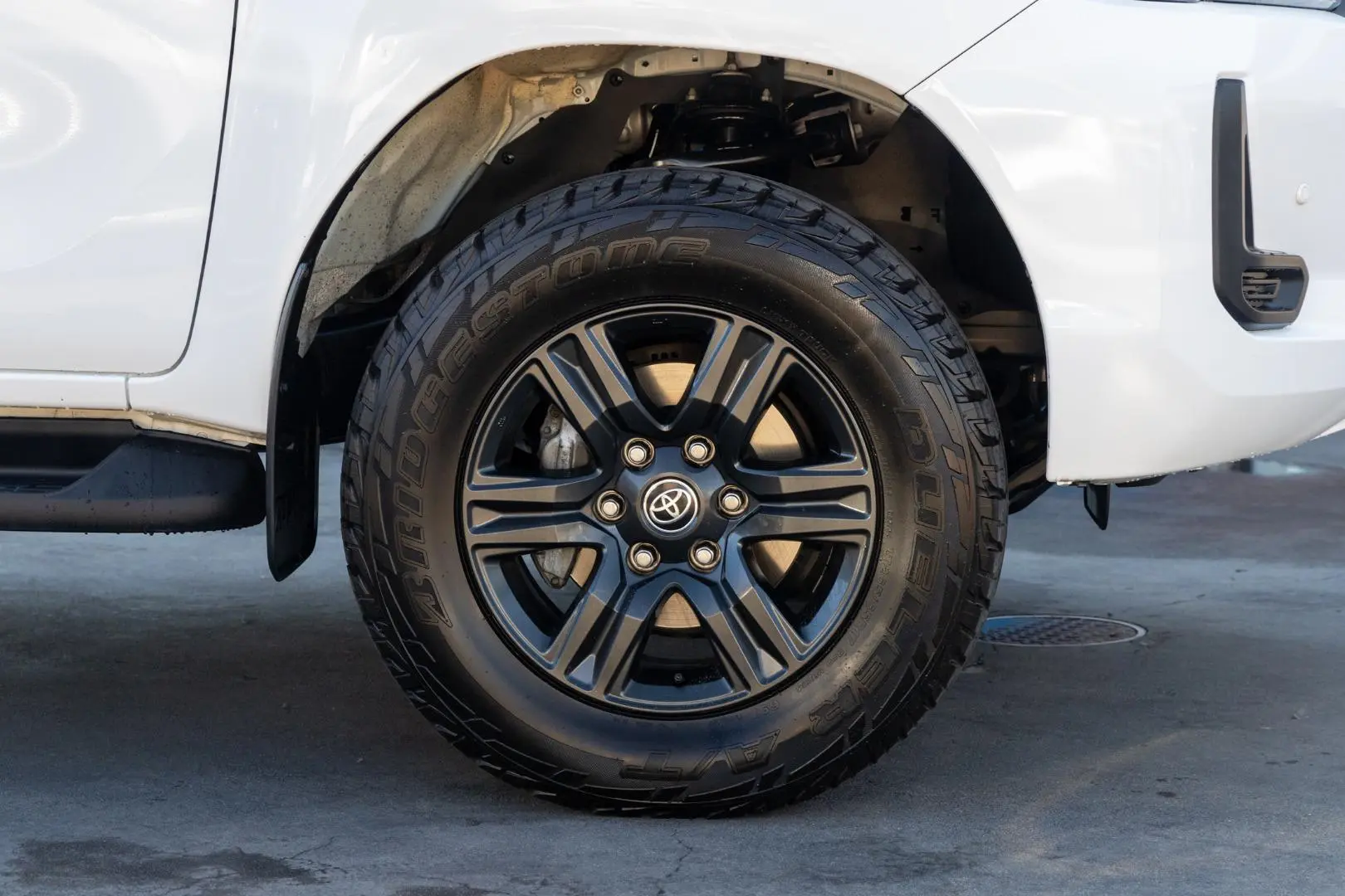 2022 Toyota Hilux Gallery Image 22