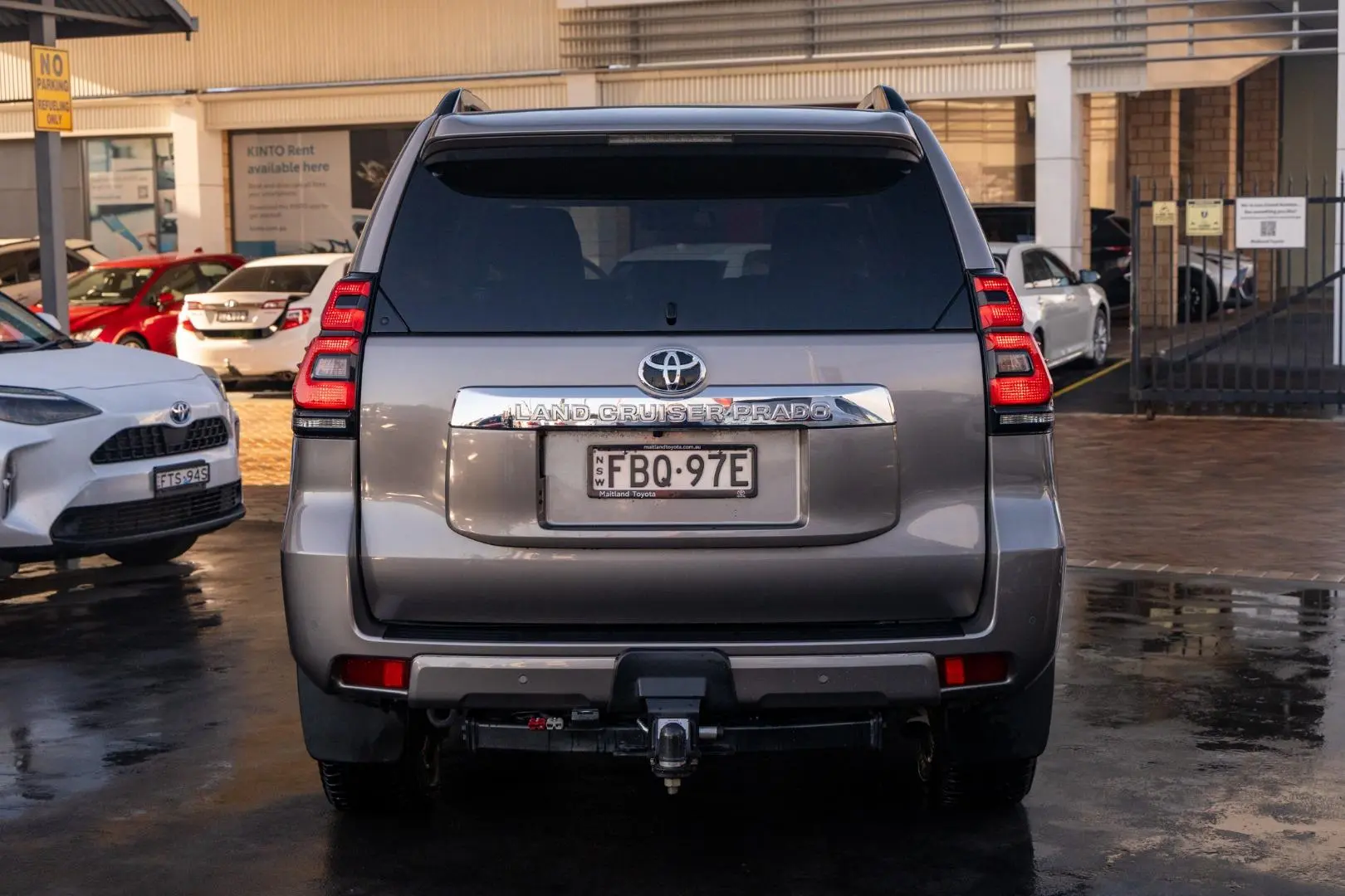 2023 Toyota Landcruiser Prado Gallery Image 5