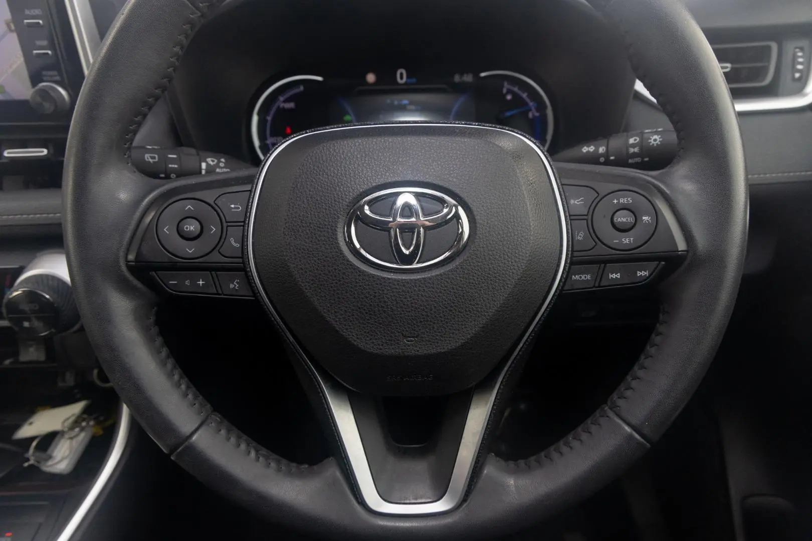 2020 Toyota RAV4 Gallery Image 10