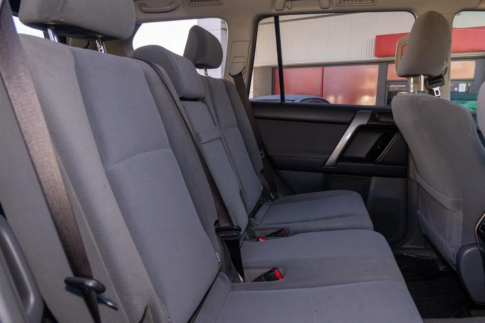2013 Toyota Landcruiser Prado Gallery Image 9
