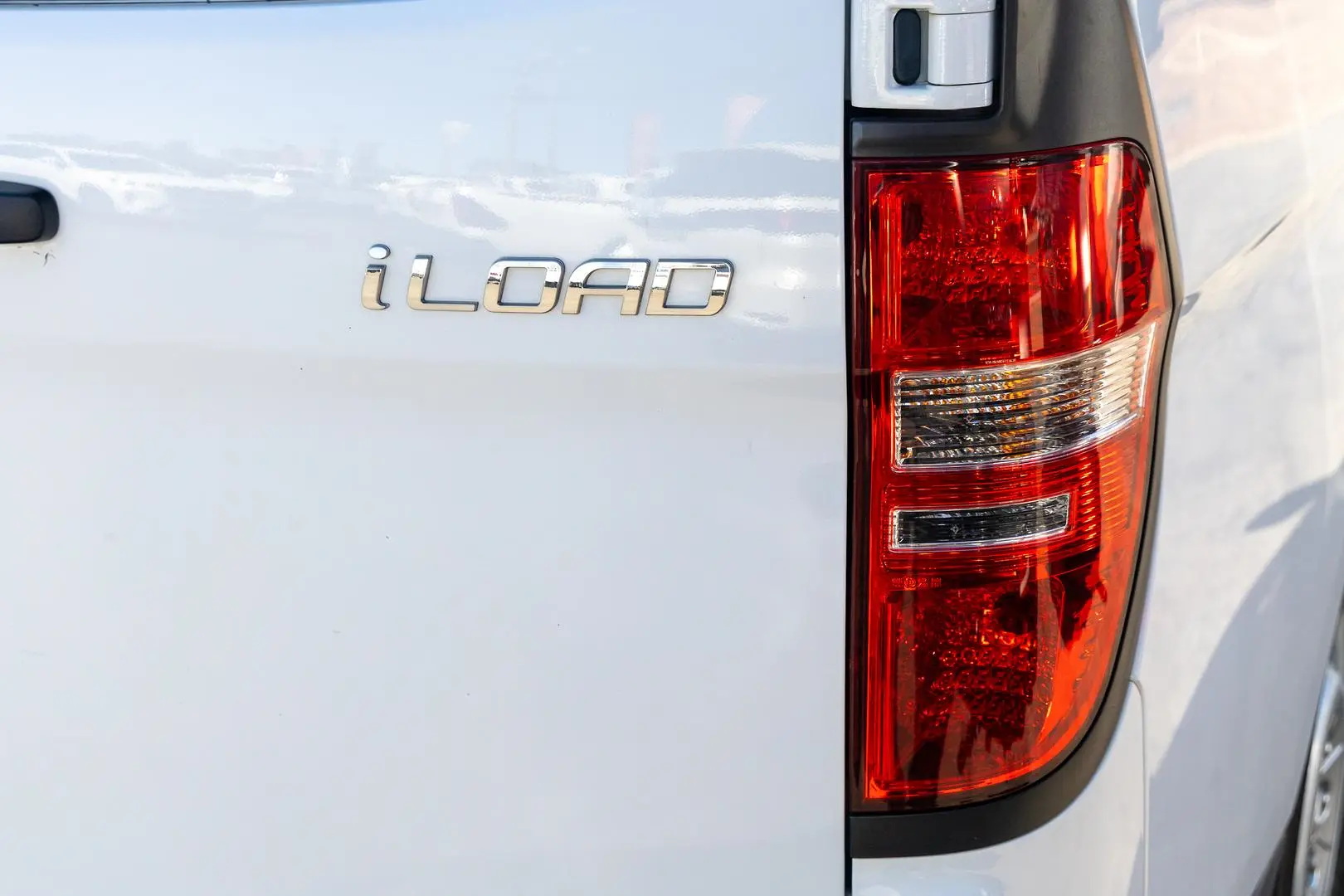 2020 Hyundai iLoad Gallery Image 20