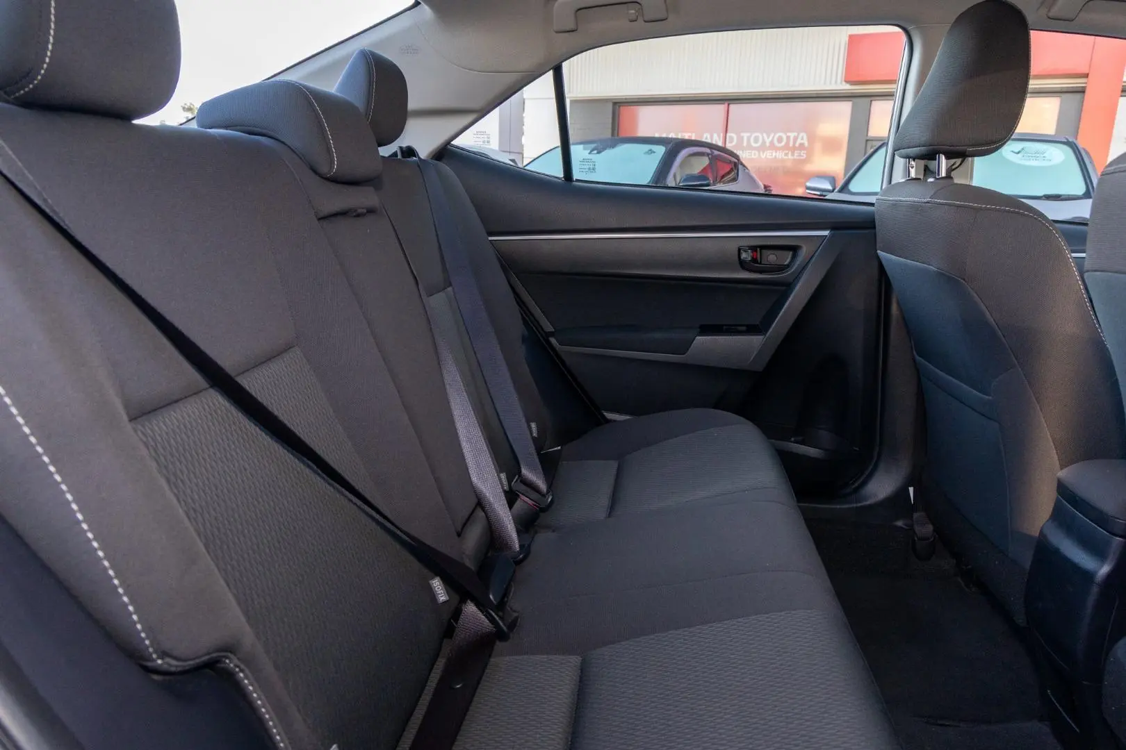2018 Toyota Corolla Gallery Image 9