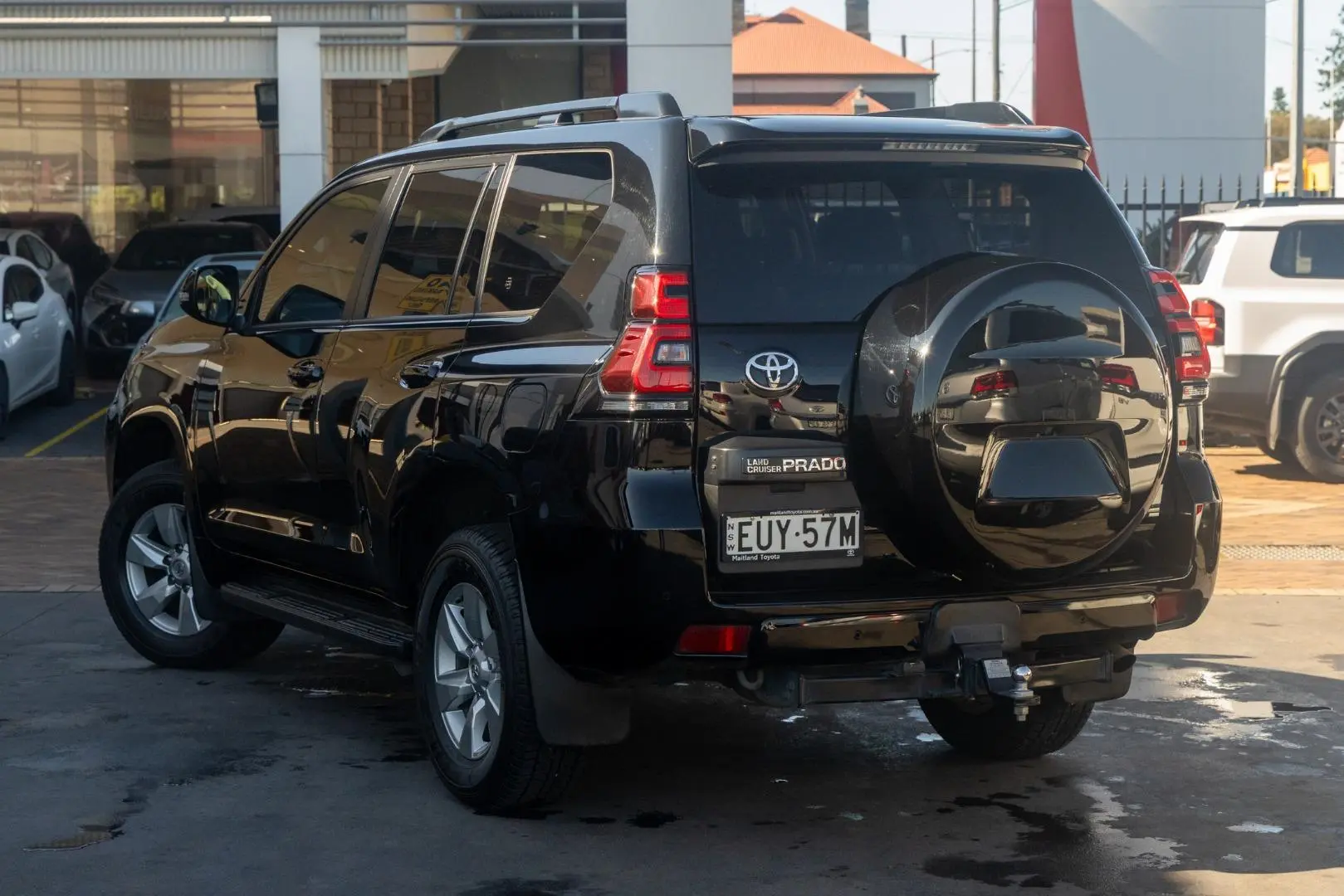 2020 Toyota Landcruiser Prado Gallery Image 2