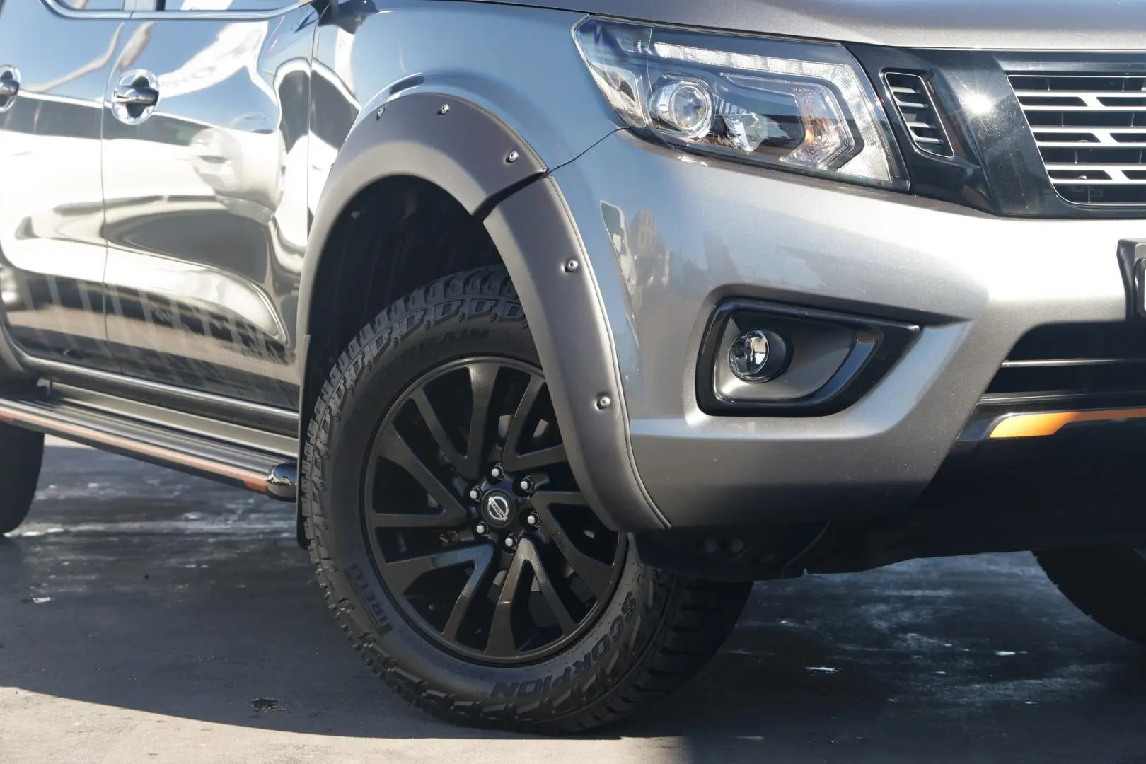 2020 Nissan Navara Gallery Image 6