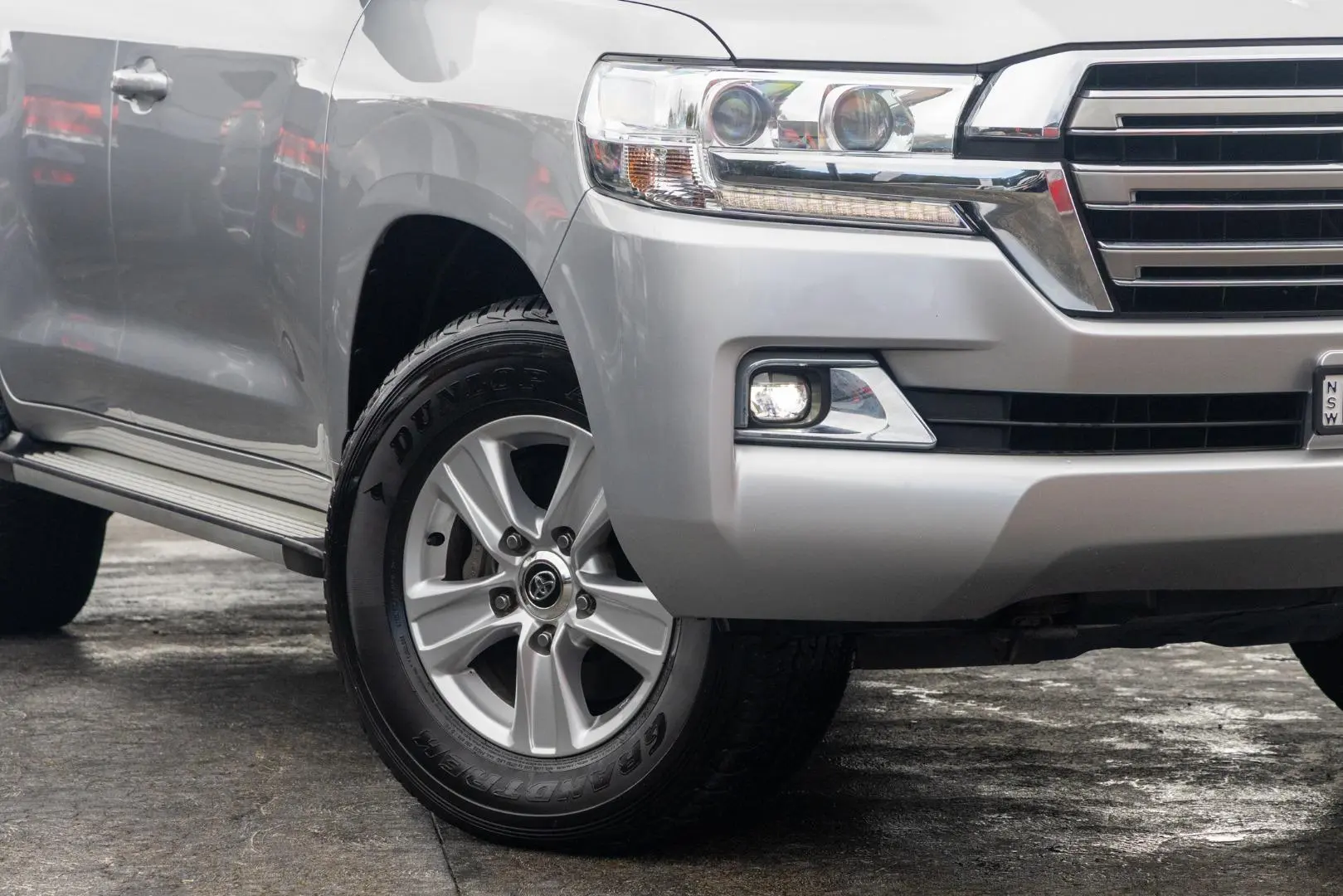 2018 Toyota Landcruiser Gallery Image 6