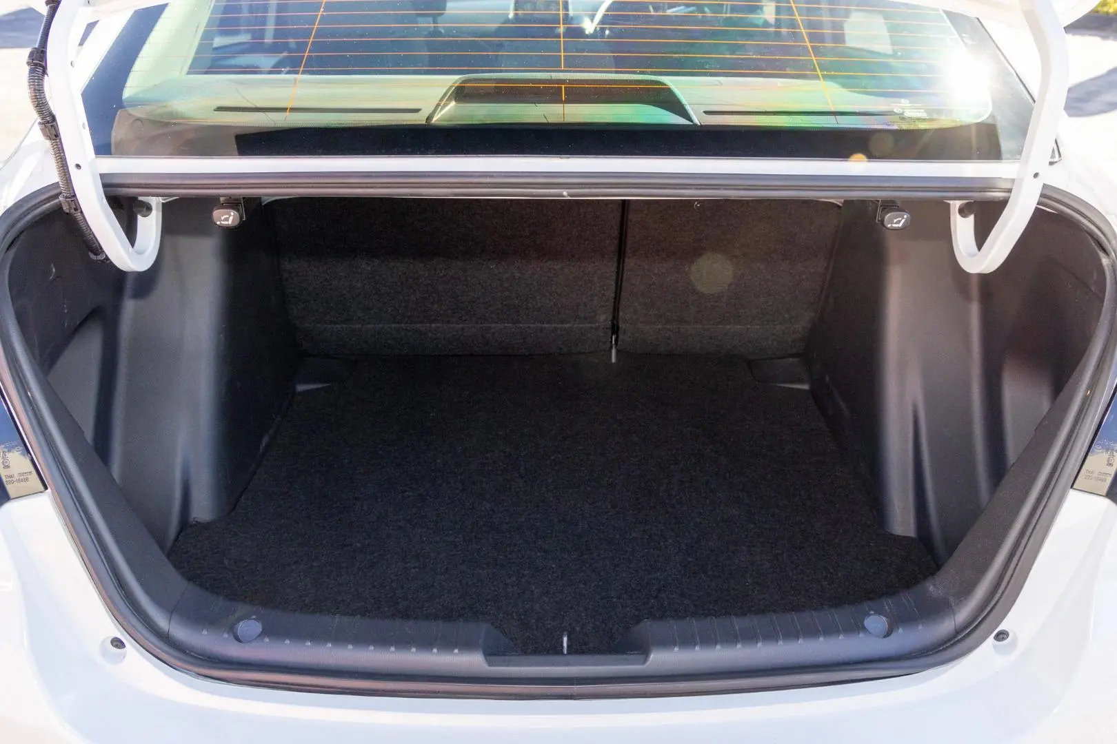 2016 Mazda 2 Gallery Image 19