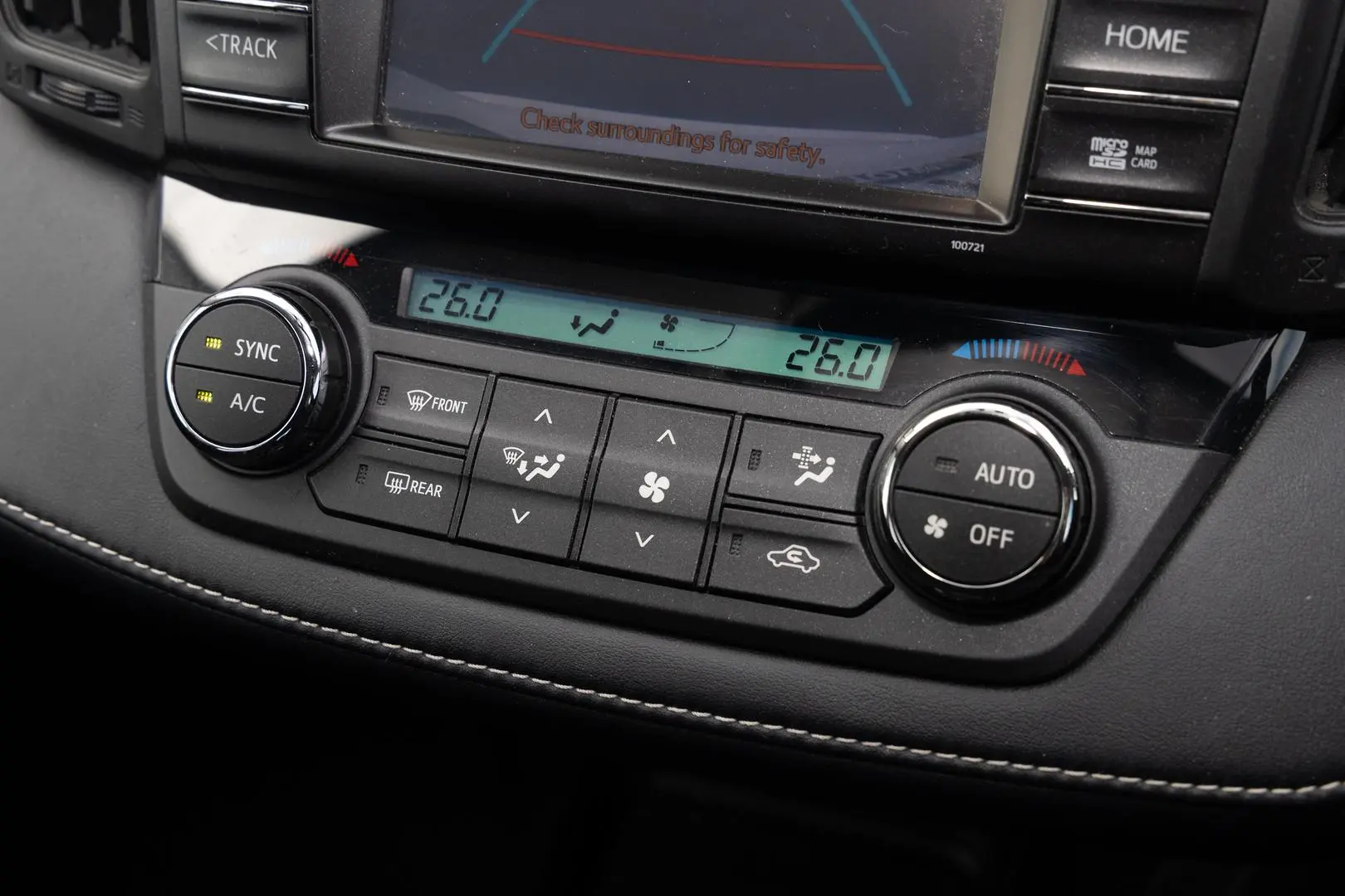 2017 Toyota RAV4 Gallery Image 16