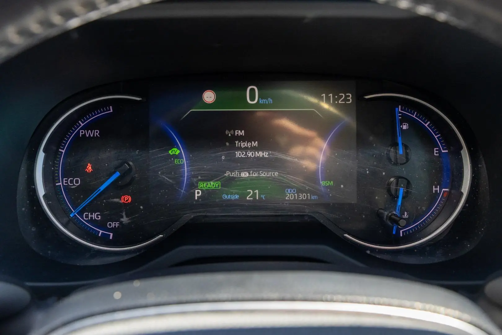 2019 Toyota RAV4 Gallery Image 13