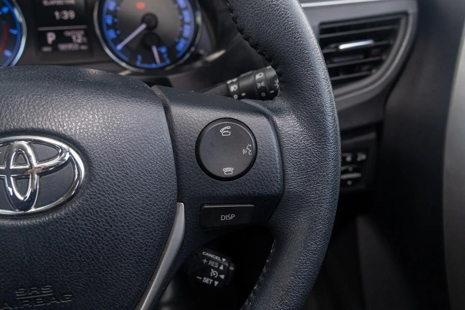 2015 Toyota Corolla Gallery Image 12