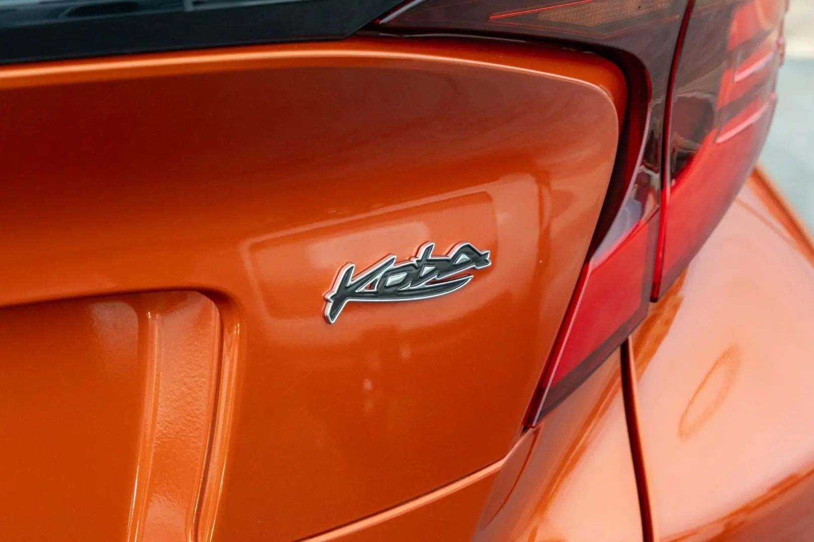 2020 Toyota C-HR Gallery Image 21