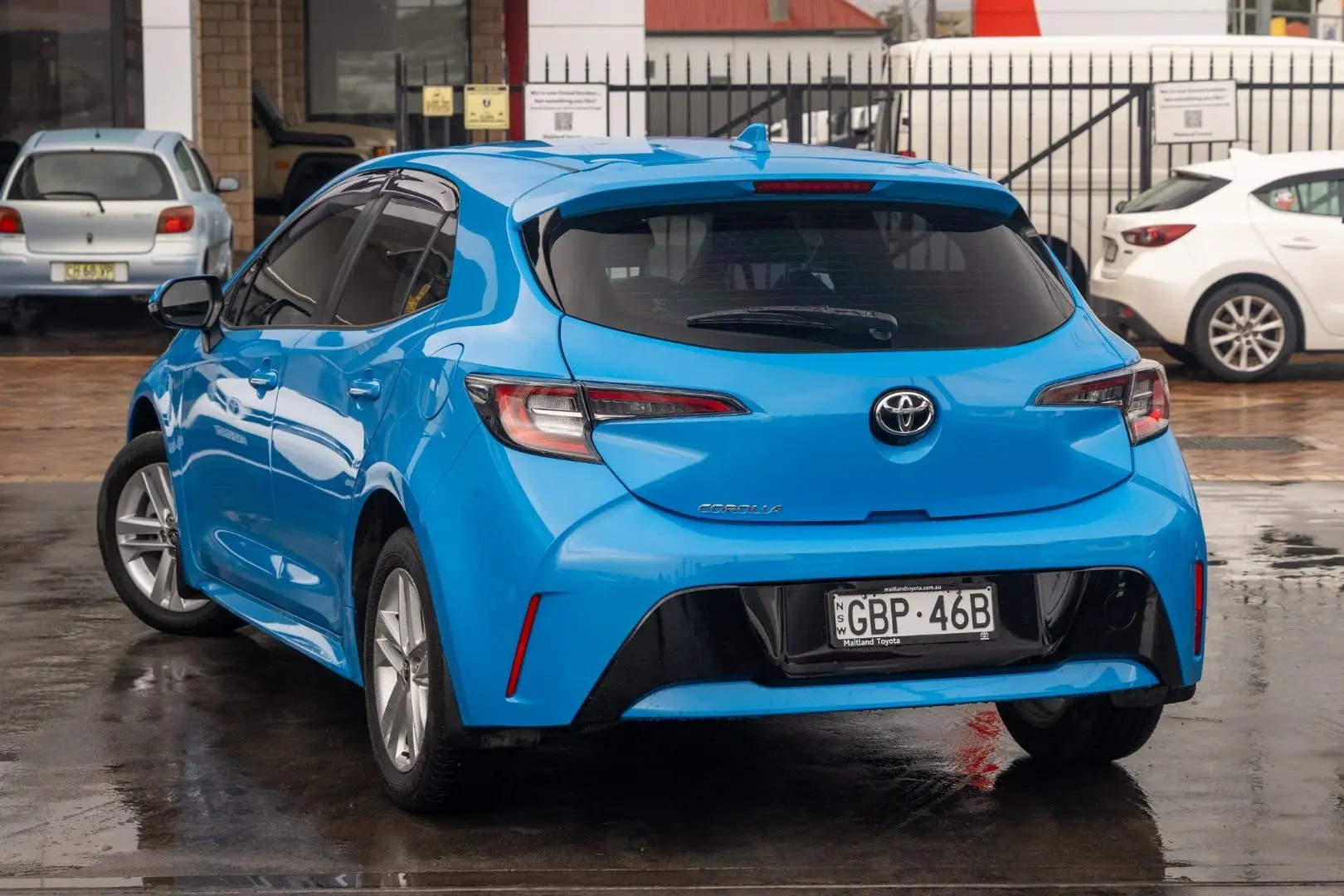 2020 Toyota Corolla Gallery Image 2