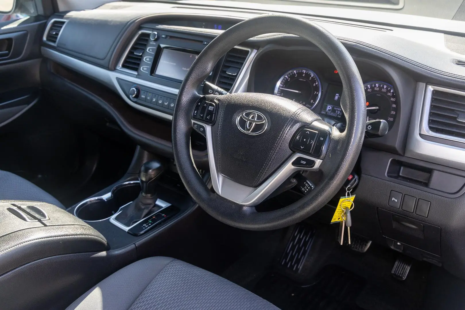 2015 Toyota Kluger Gallery Image 7