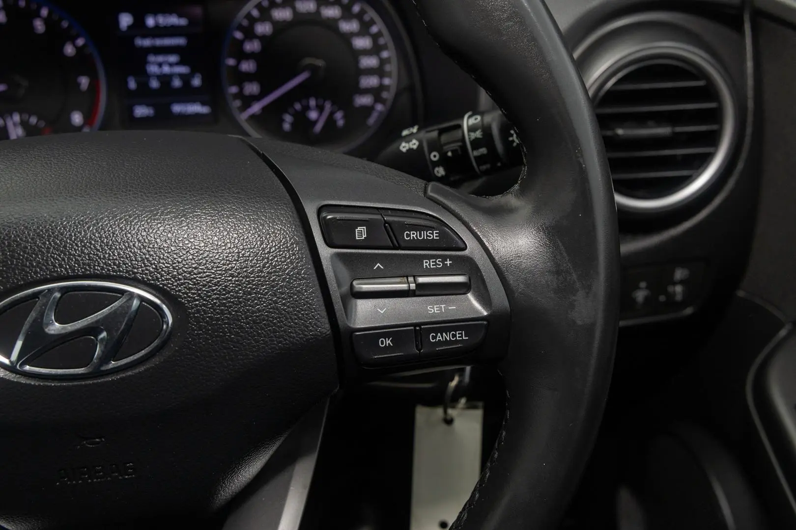 2019 Hyundai Kona Gallery Image 12