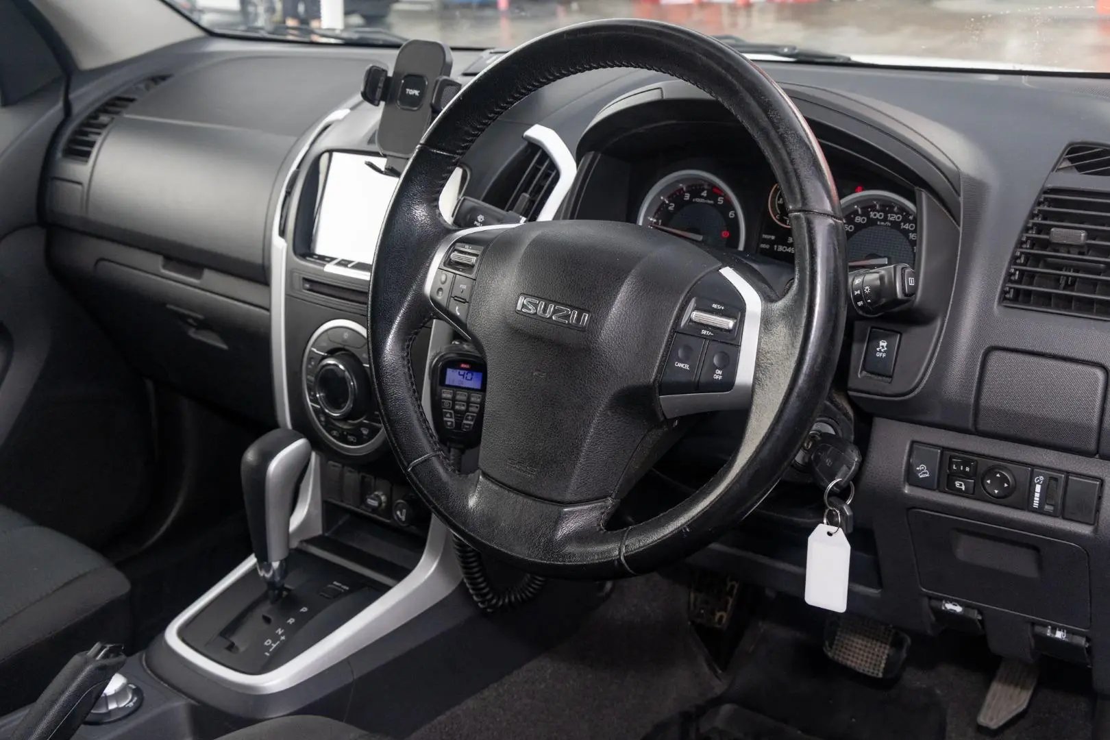 2017 Isuzu D-MAX Gallery Image 7