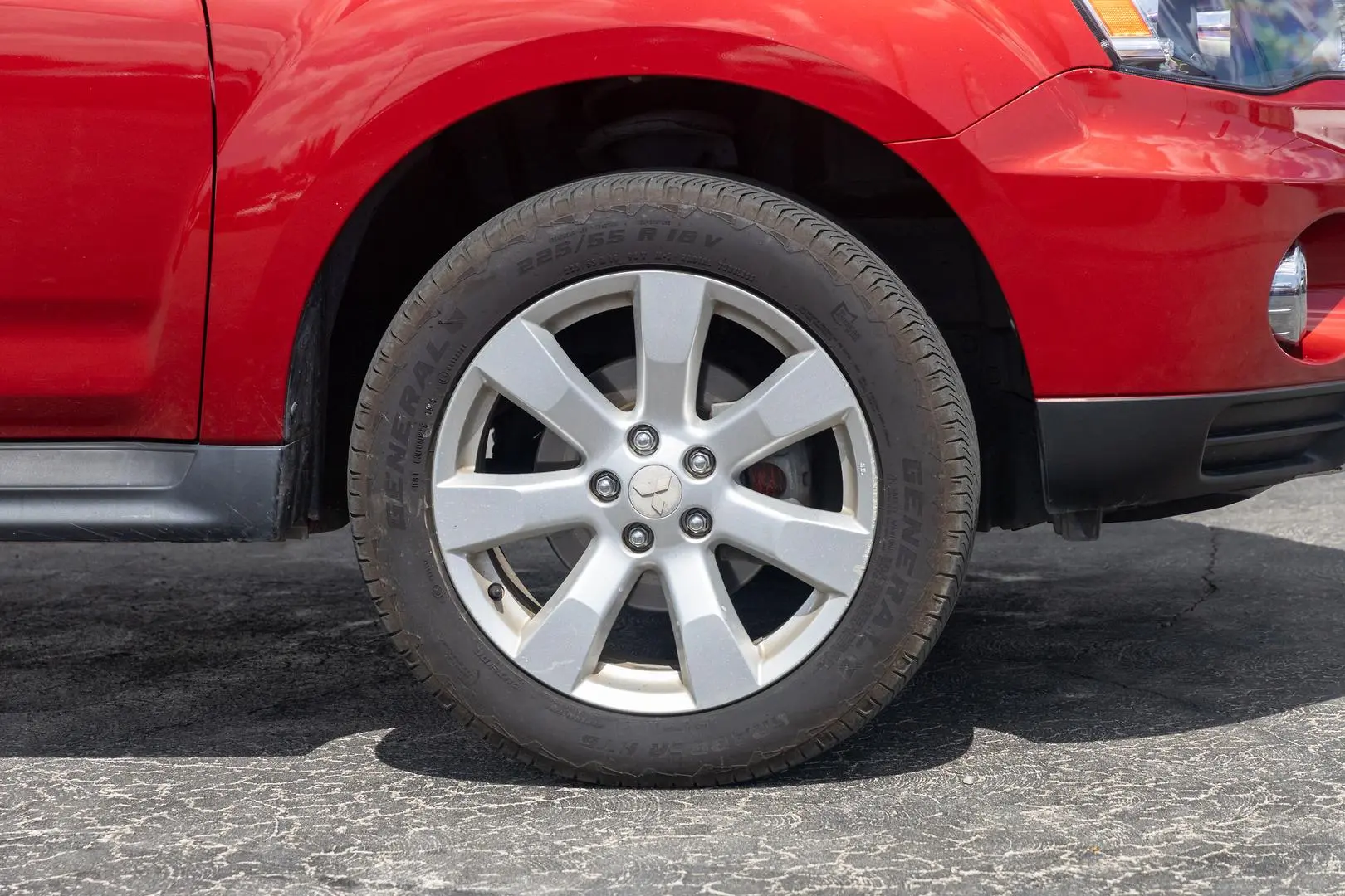 2012 Mitsubishi Outlander Gallery Image 23
