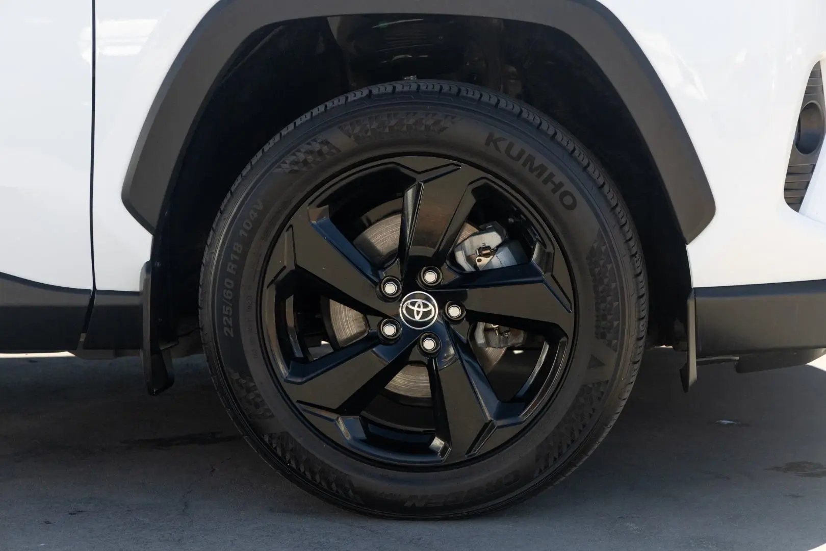2021 Toyota RAV4 Gallery Image 23