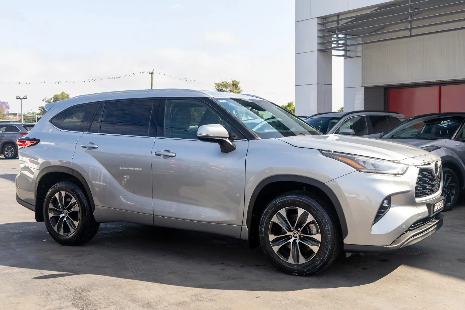 2021 Toyota Kluger Gallery Image 3