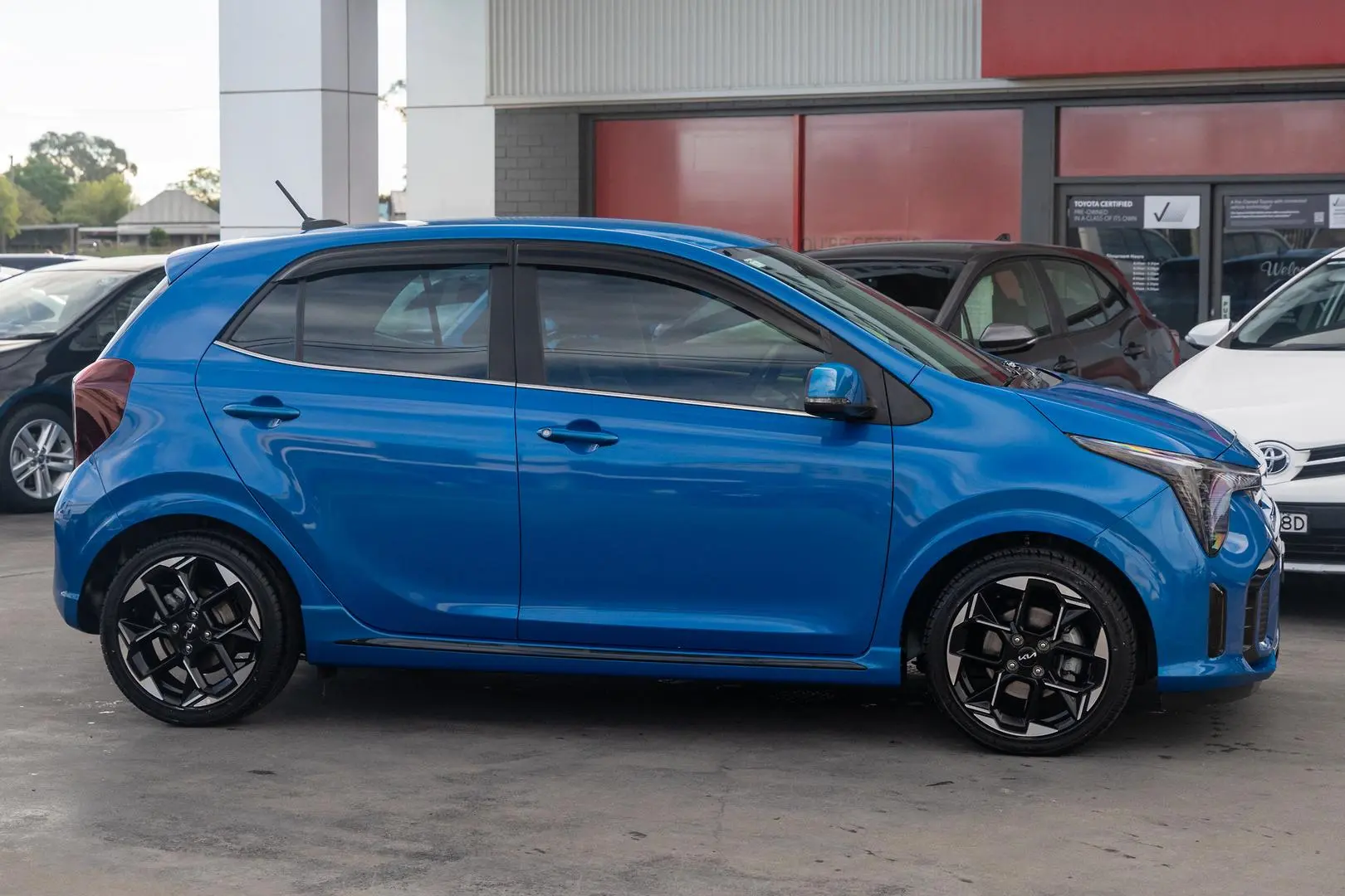 2024 Kia Picanto Gallery Image 3