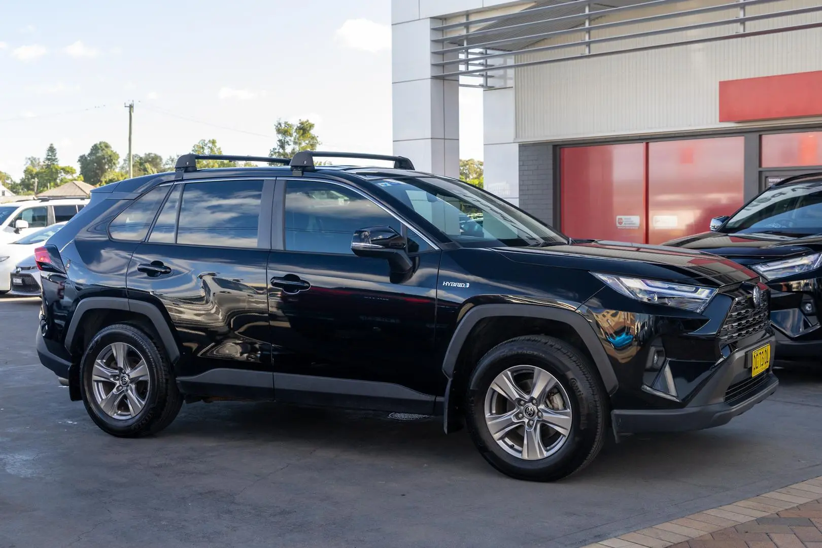 2022 Toyota RAV4 Gallery Image 3