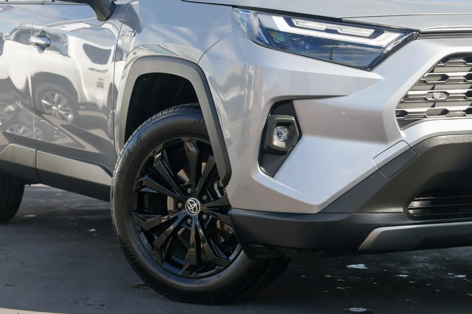 2022 Toyota RAV4 Image 6