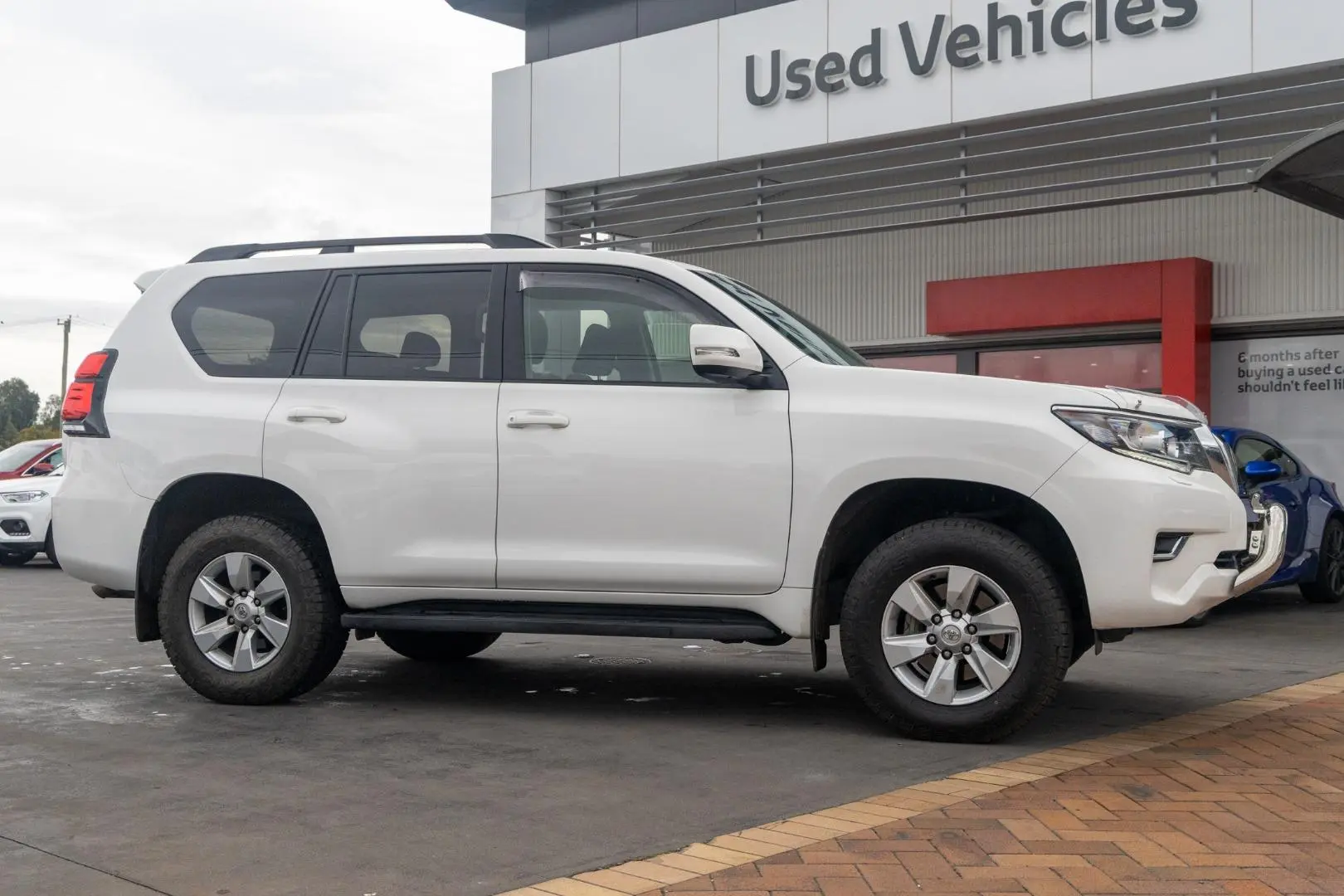 2021 Toyota Landcruiser Prado Gallery Image 3