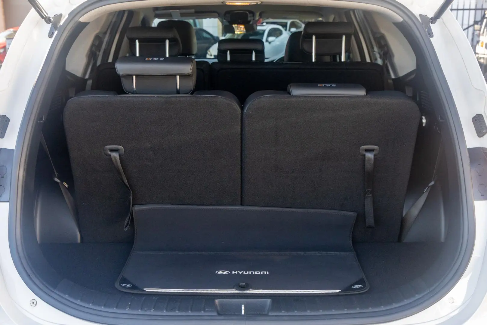 2022 Hyundai Santa Fe Gallery Image 19