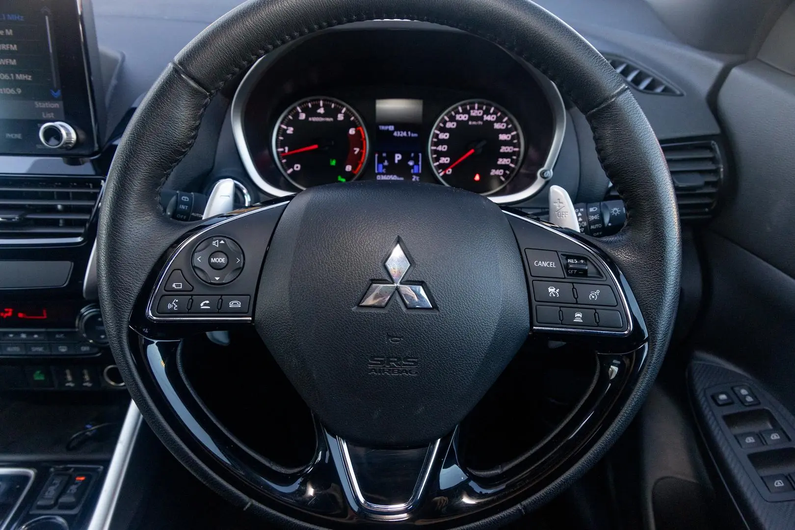 2022 Mitsubishi Eclipse Cross Gallery Image 10