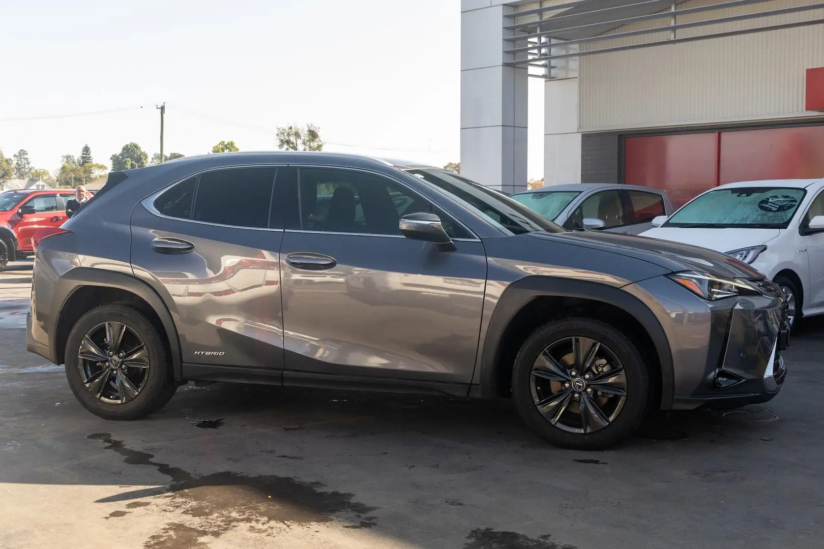 2020 Lexus UX Gallery Image 3