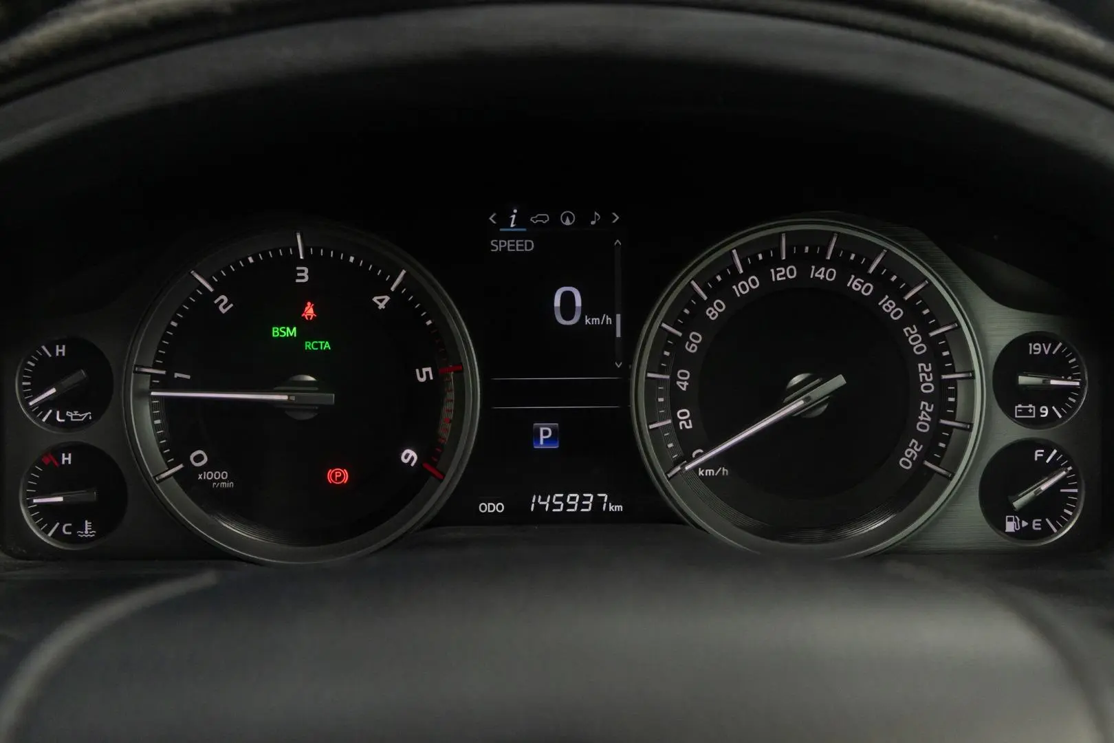 2019 Toyota Landcruiser Gallery Image 13