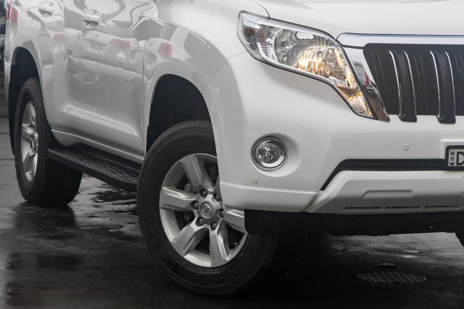 2017 Toyota Landcruiser Prado Gallery Image 6
