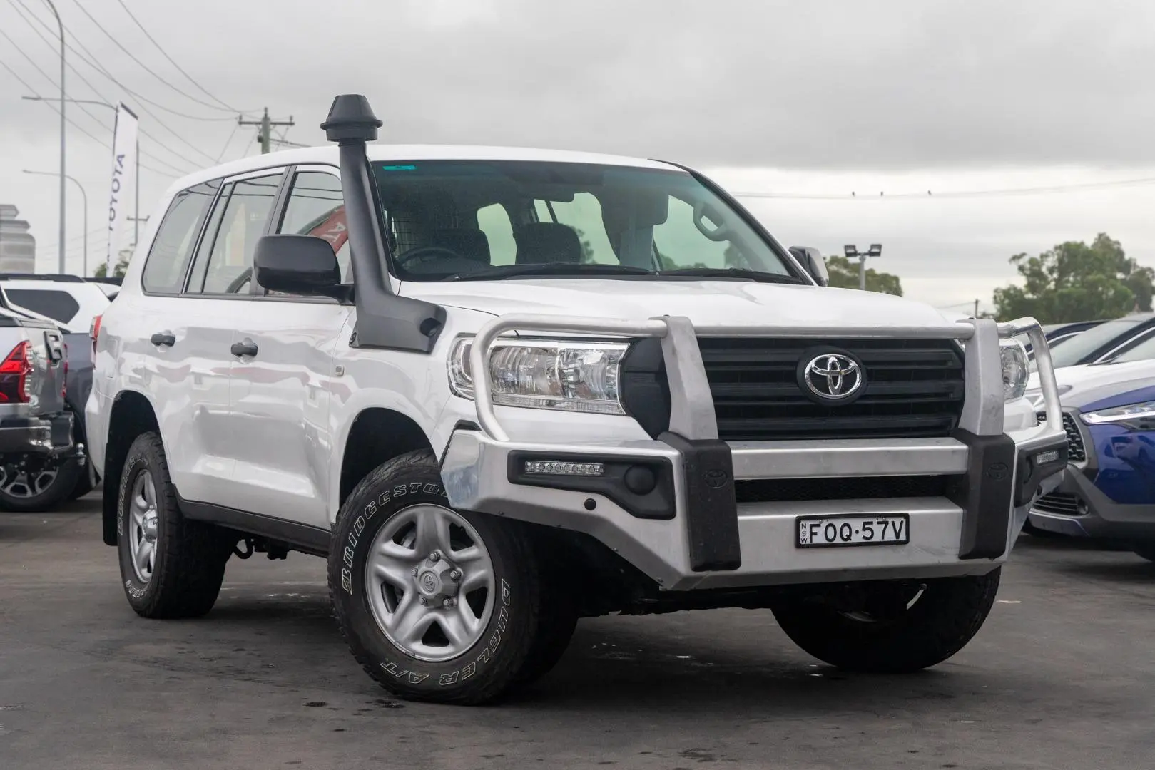 2017 Toyota Landcruiser Gallery Image 1
