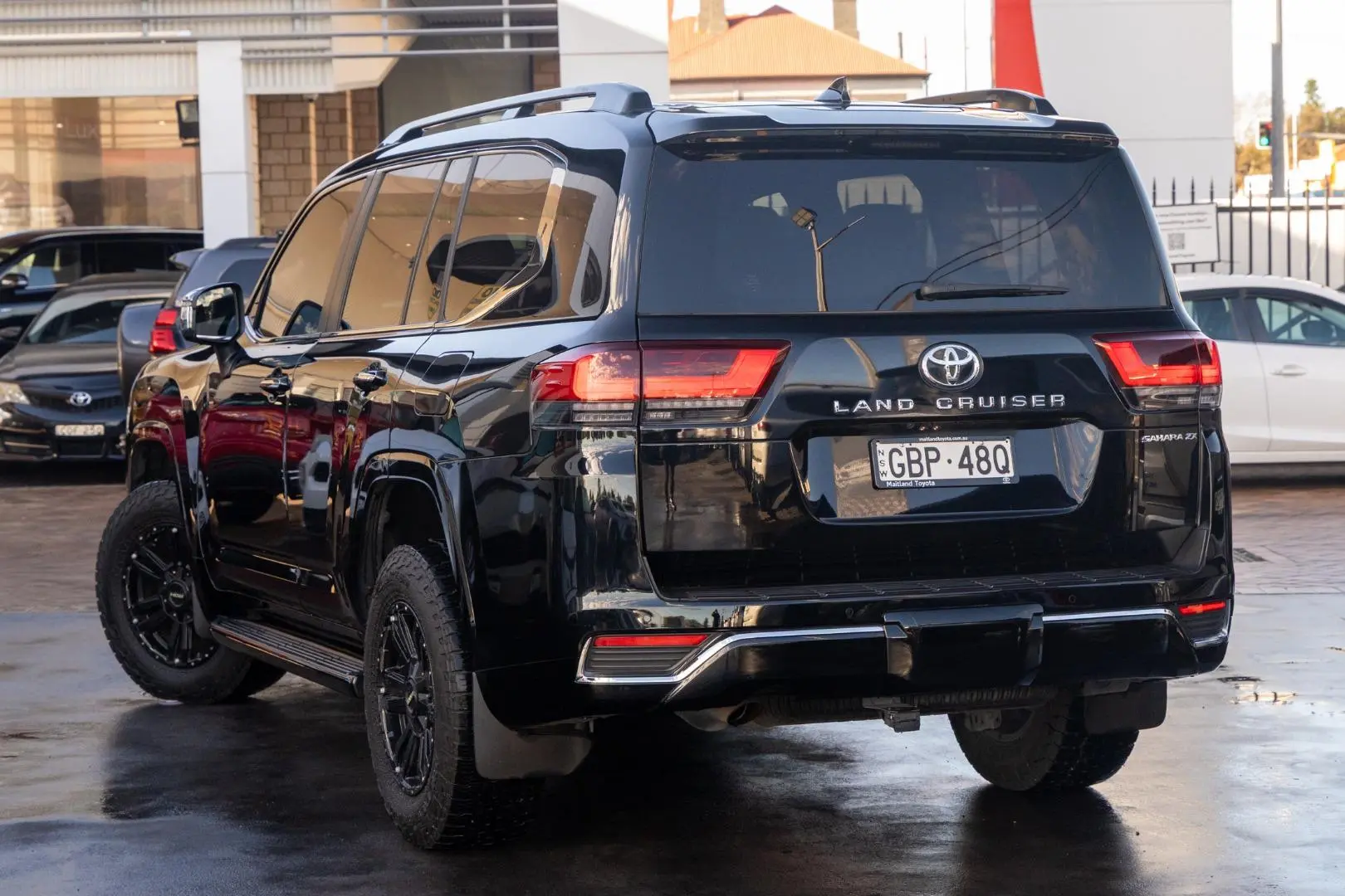 2022 Toyota Landcruiser Gallery Image 2
