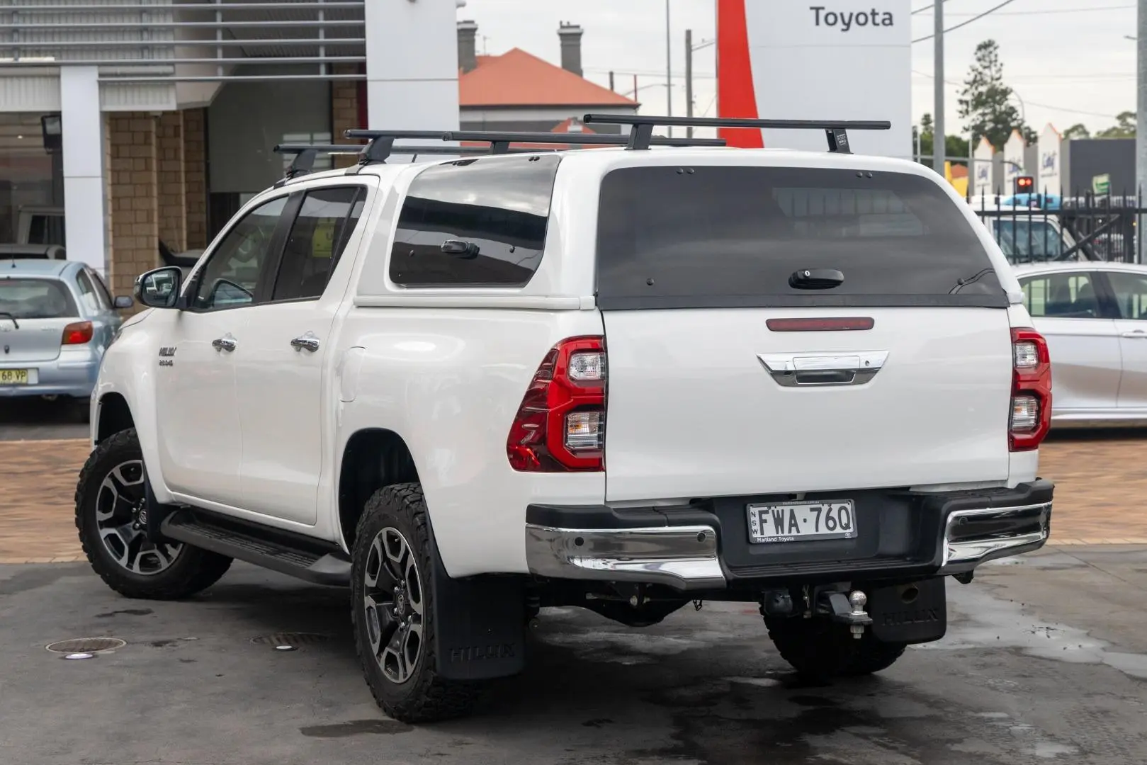 2021 Toyota Hilux Gallery Image 2
